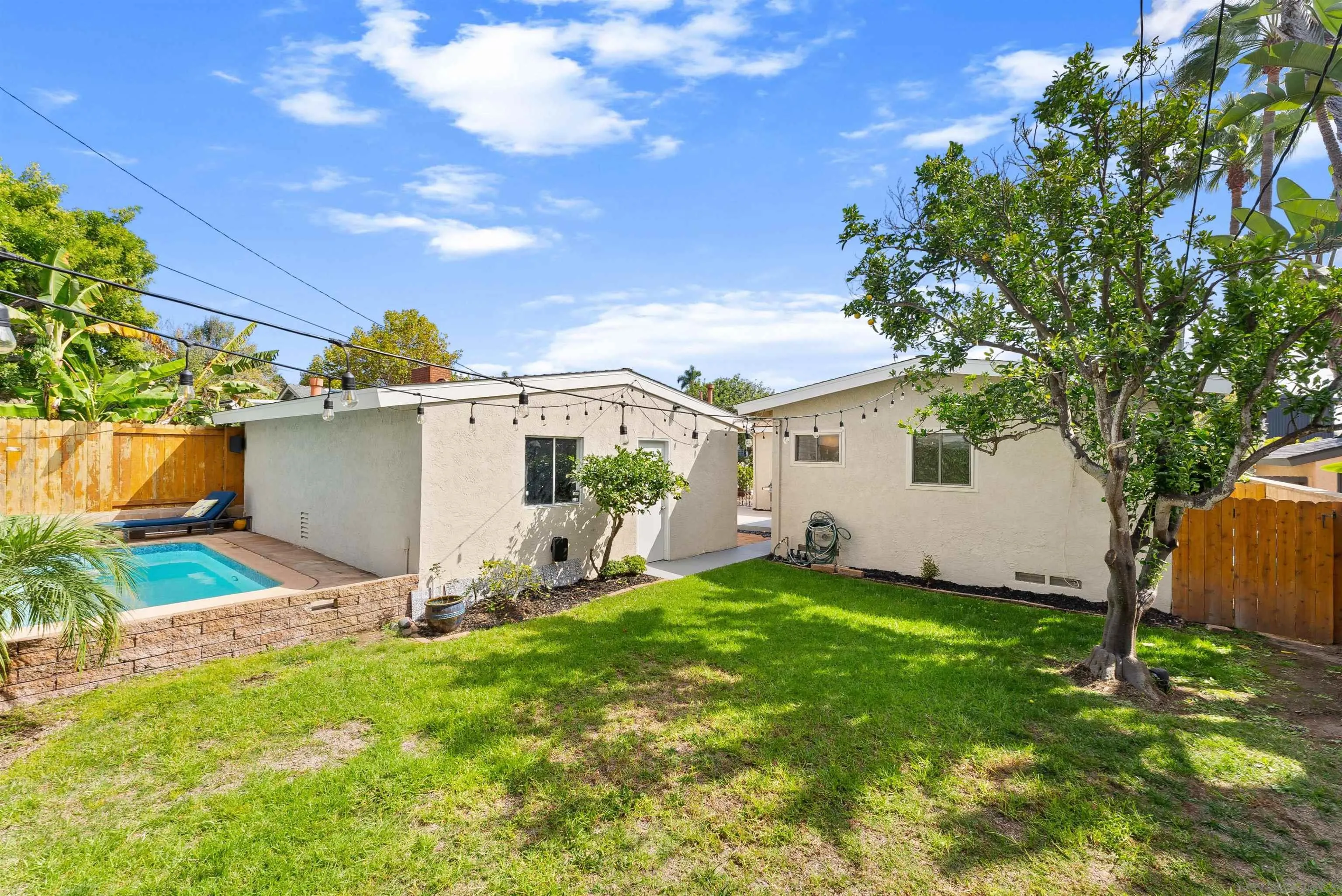 1154 Sapphire Street