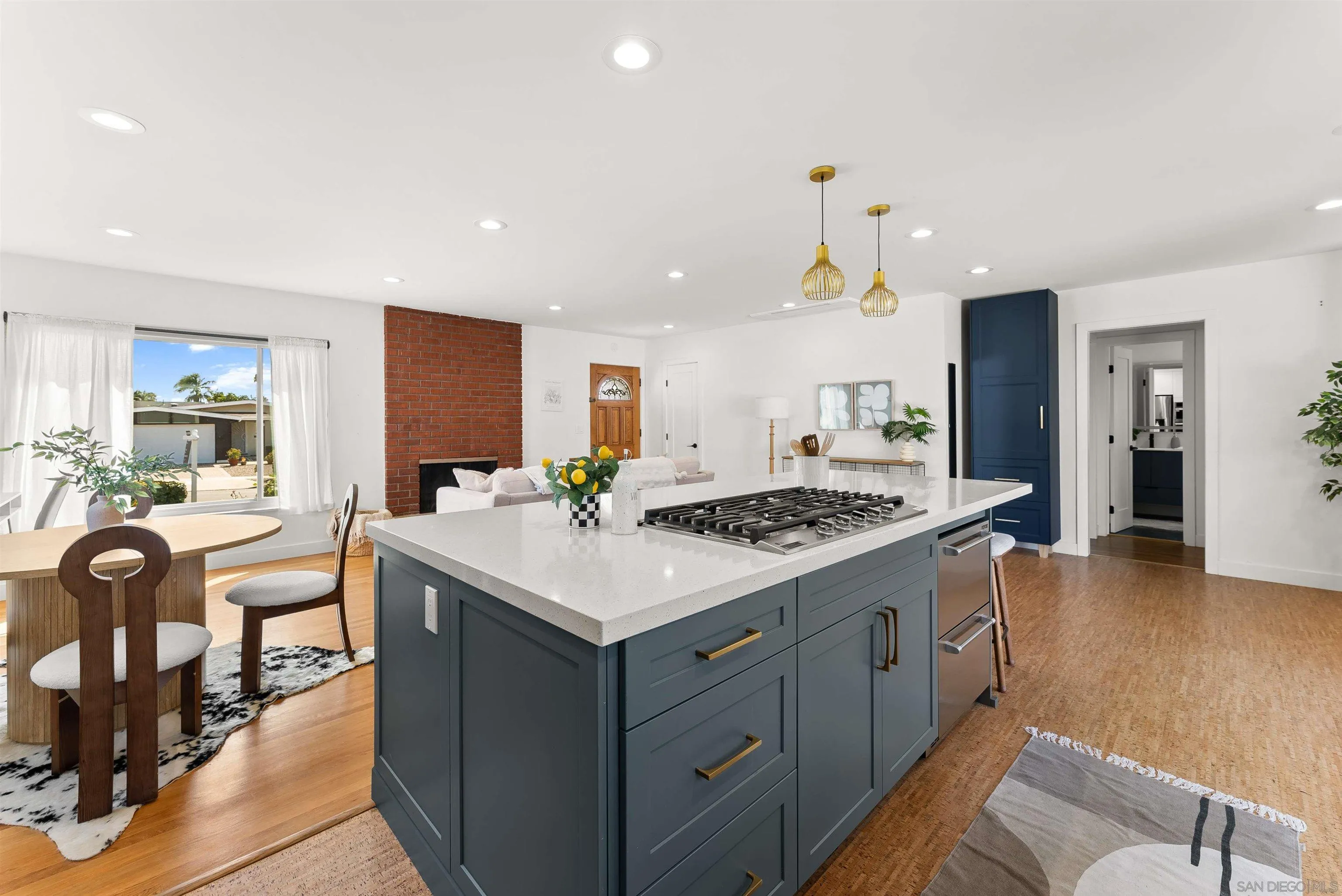 1154 Sapphire Street