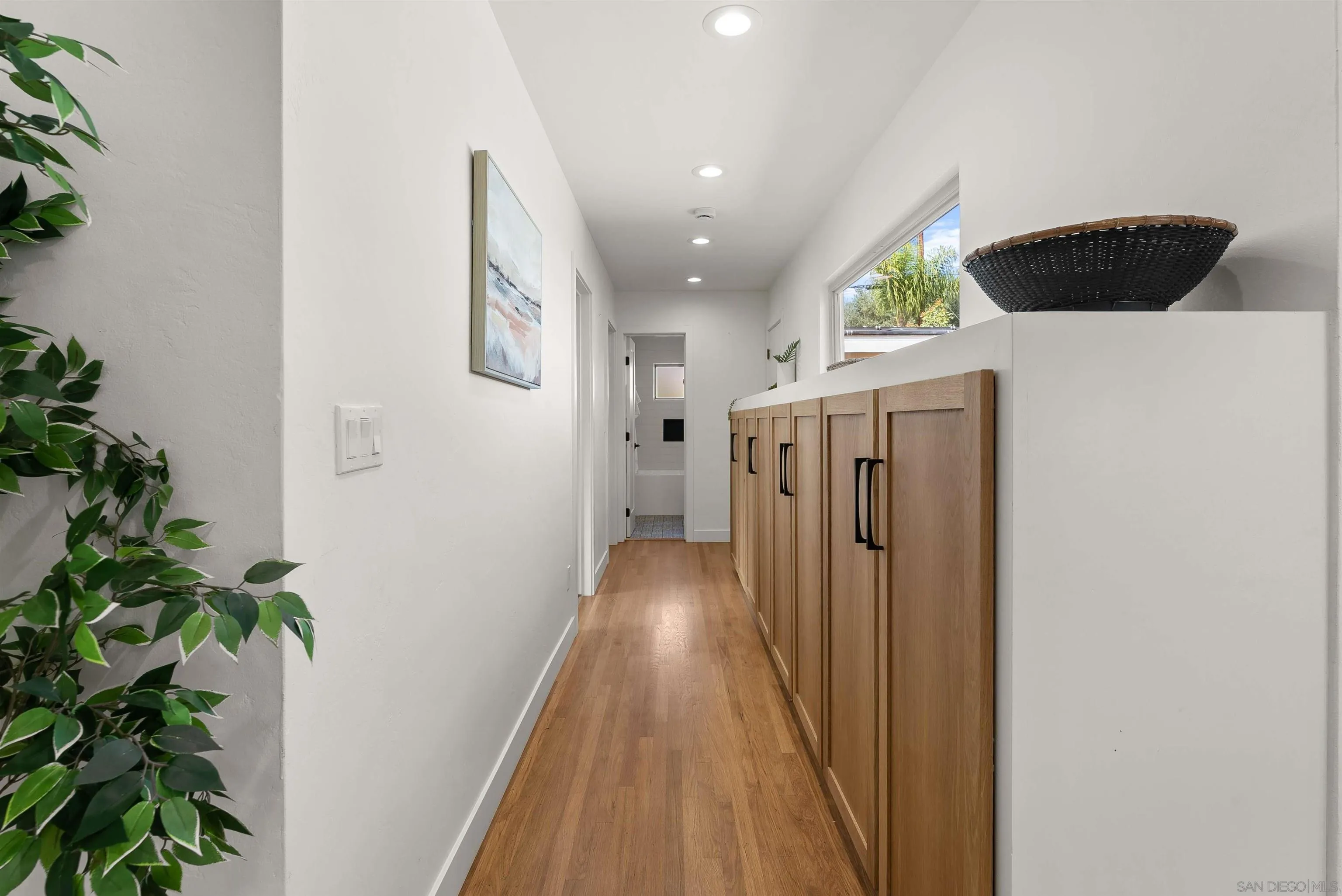 1154 Sapphire Street