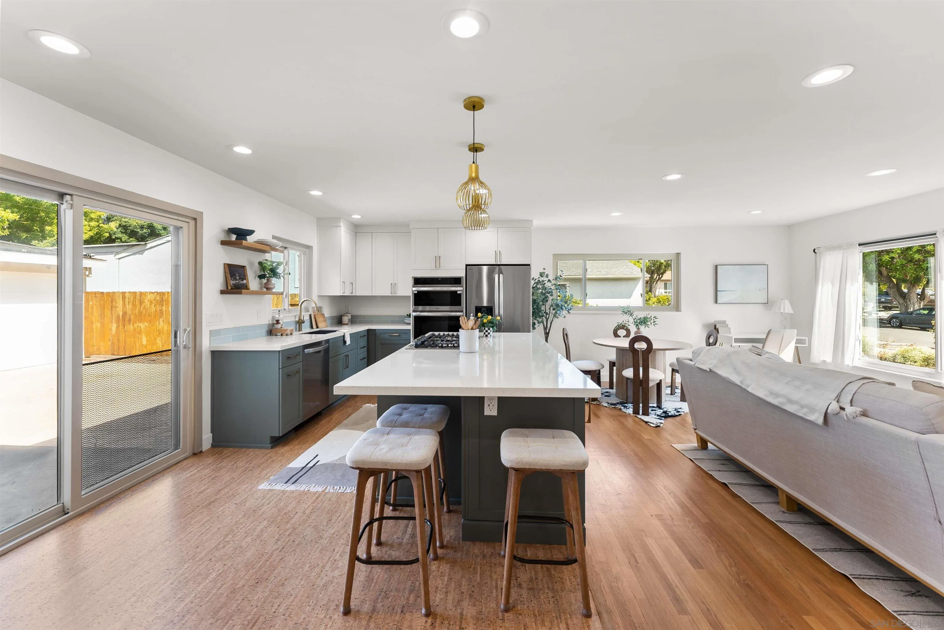 1154 Sapphire Street