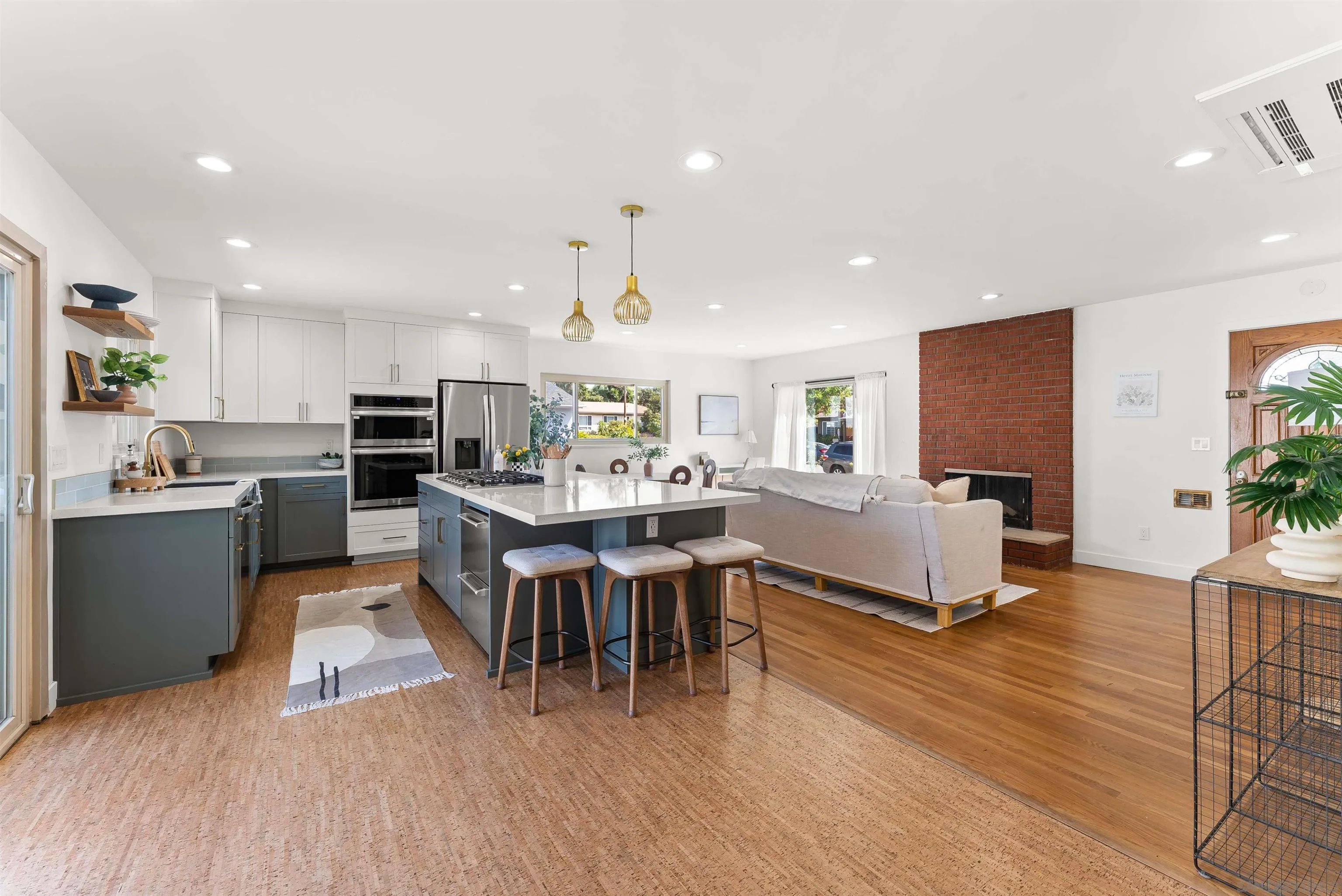 1154 Sapphire Street