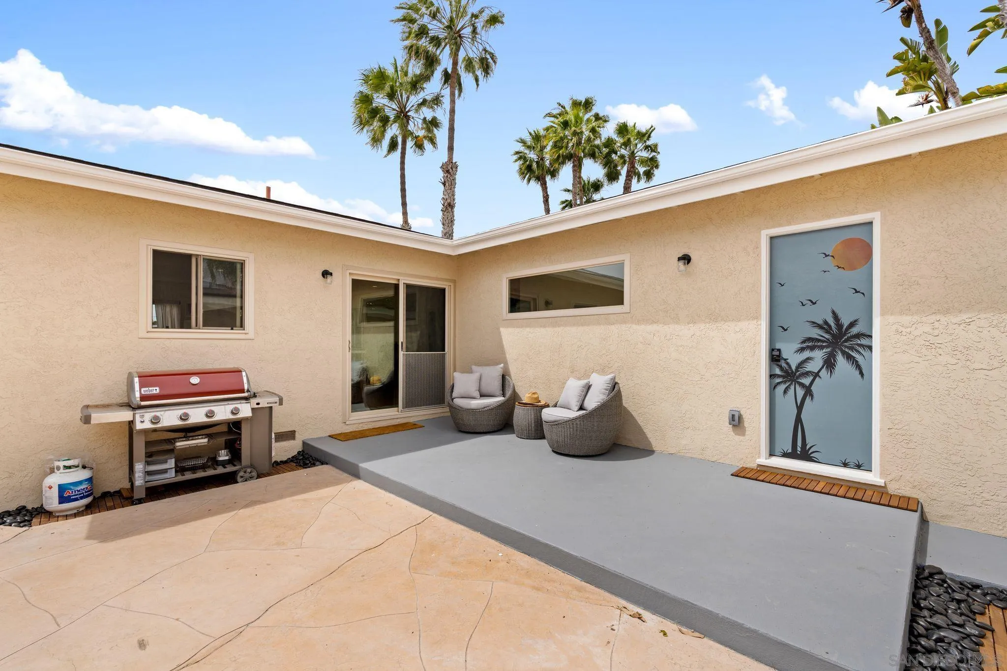1154 Sapphire Street