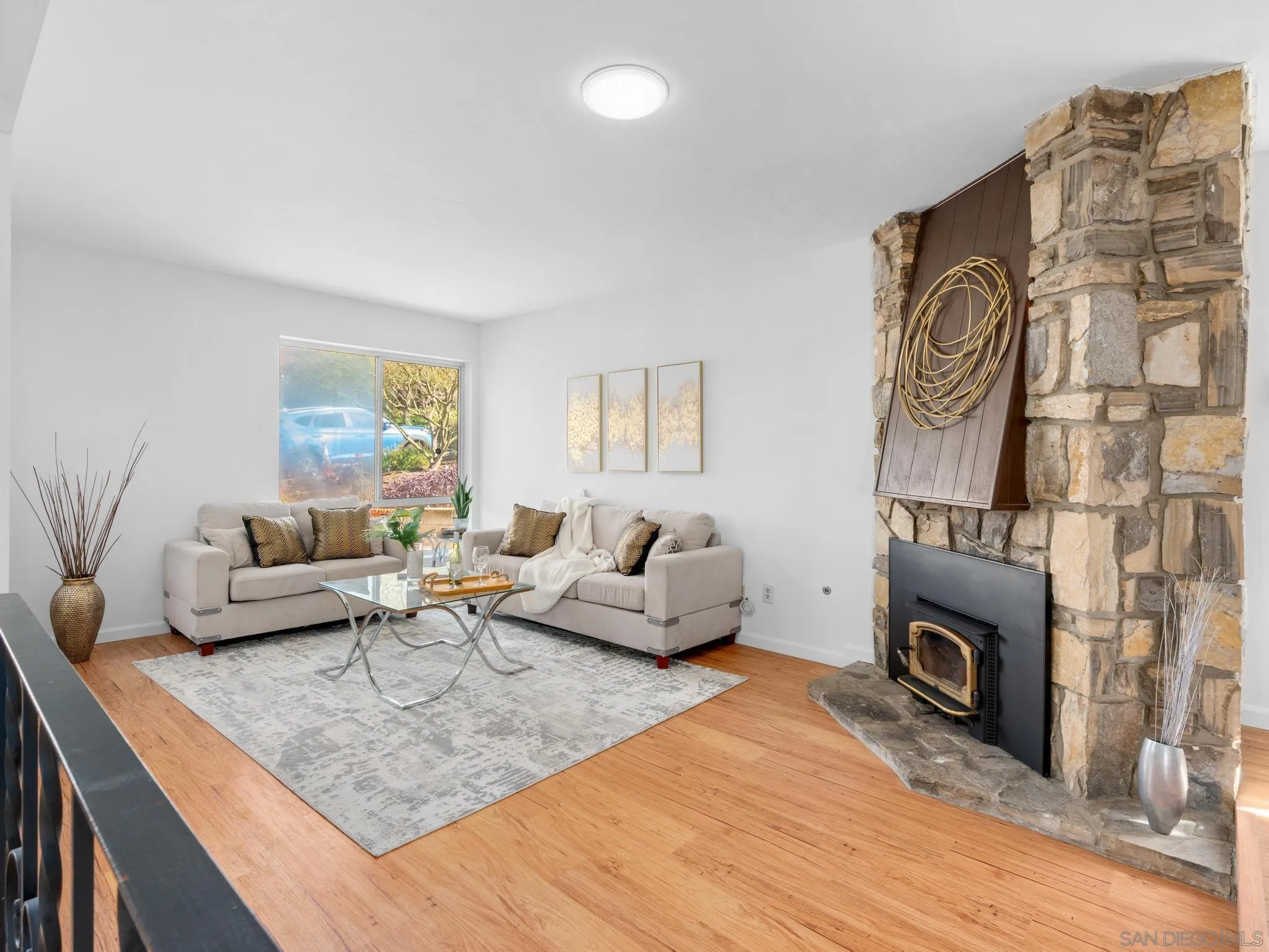 5585 Laramie Way