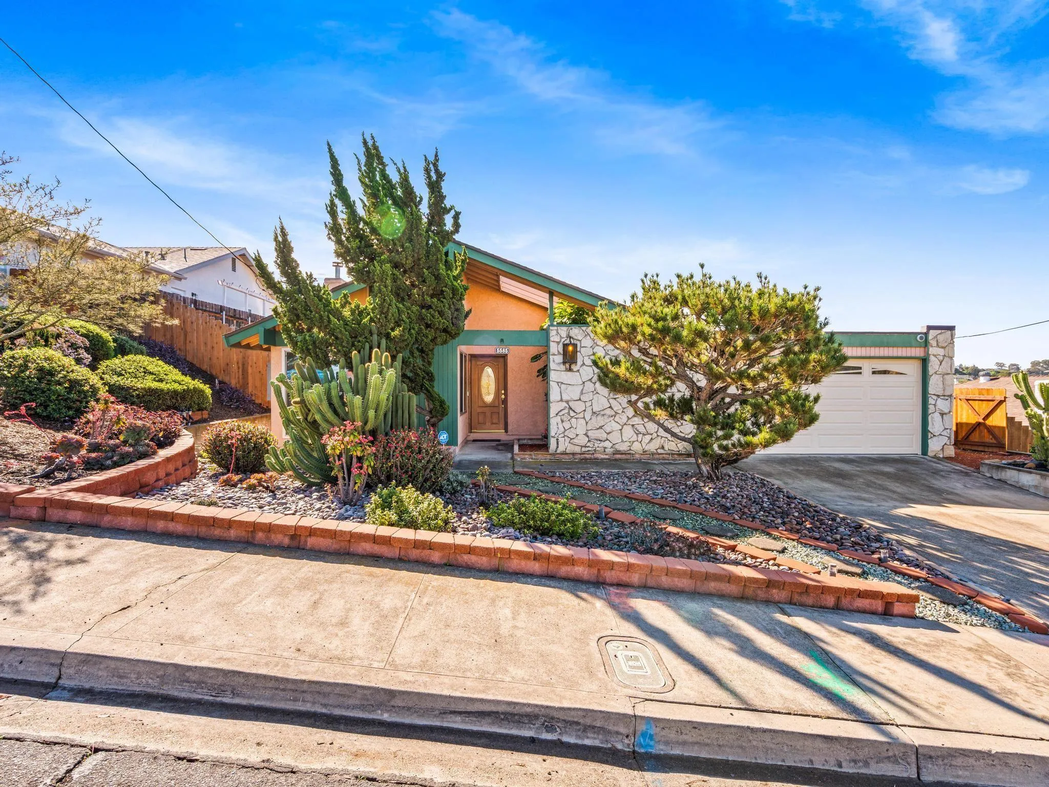 5585 Laramie Way