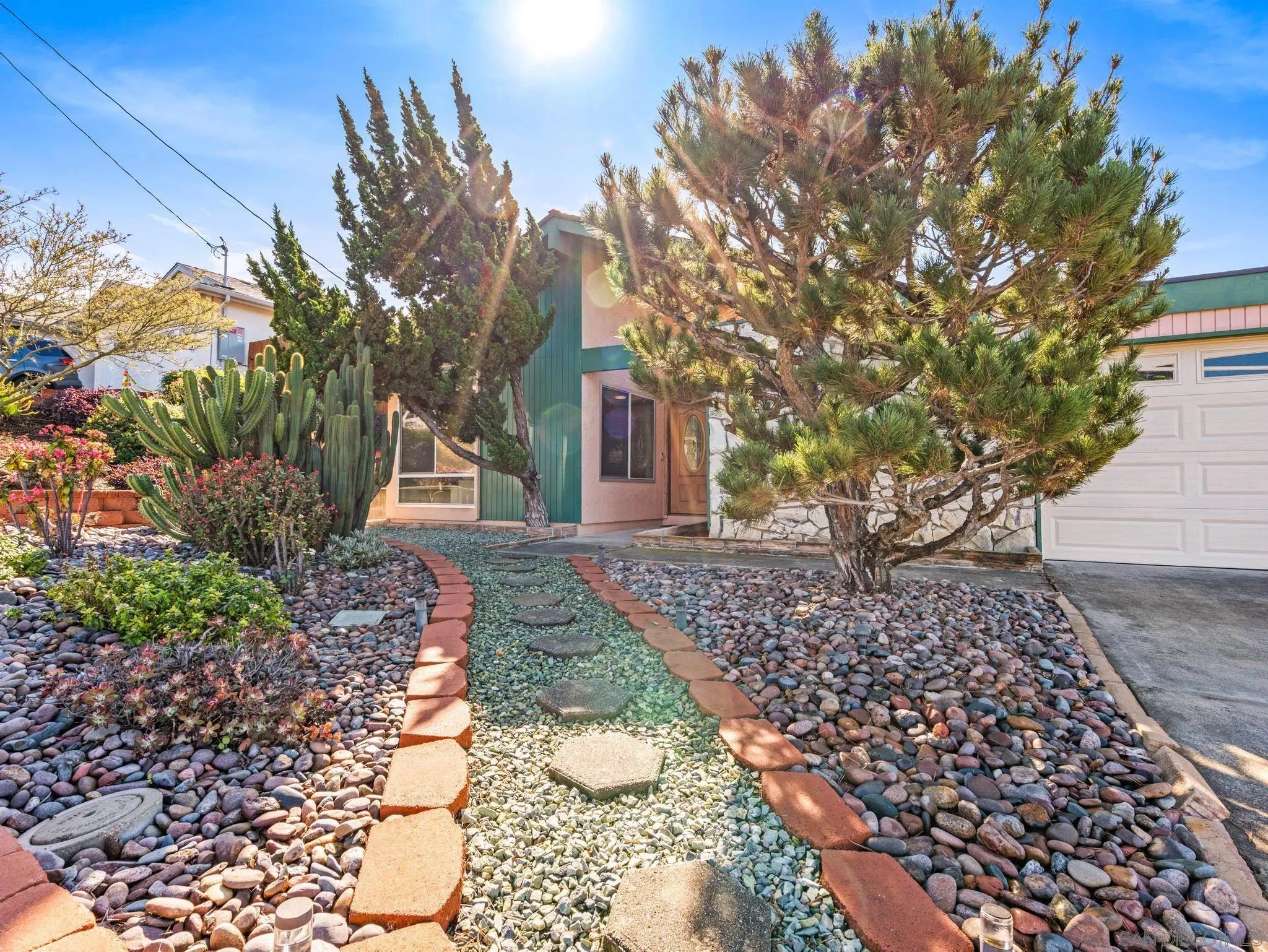 5585 Laramie Way
