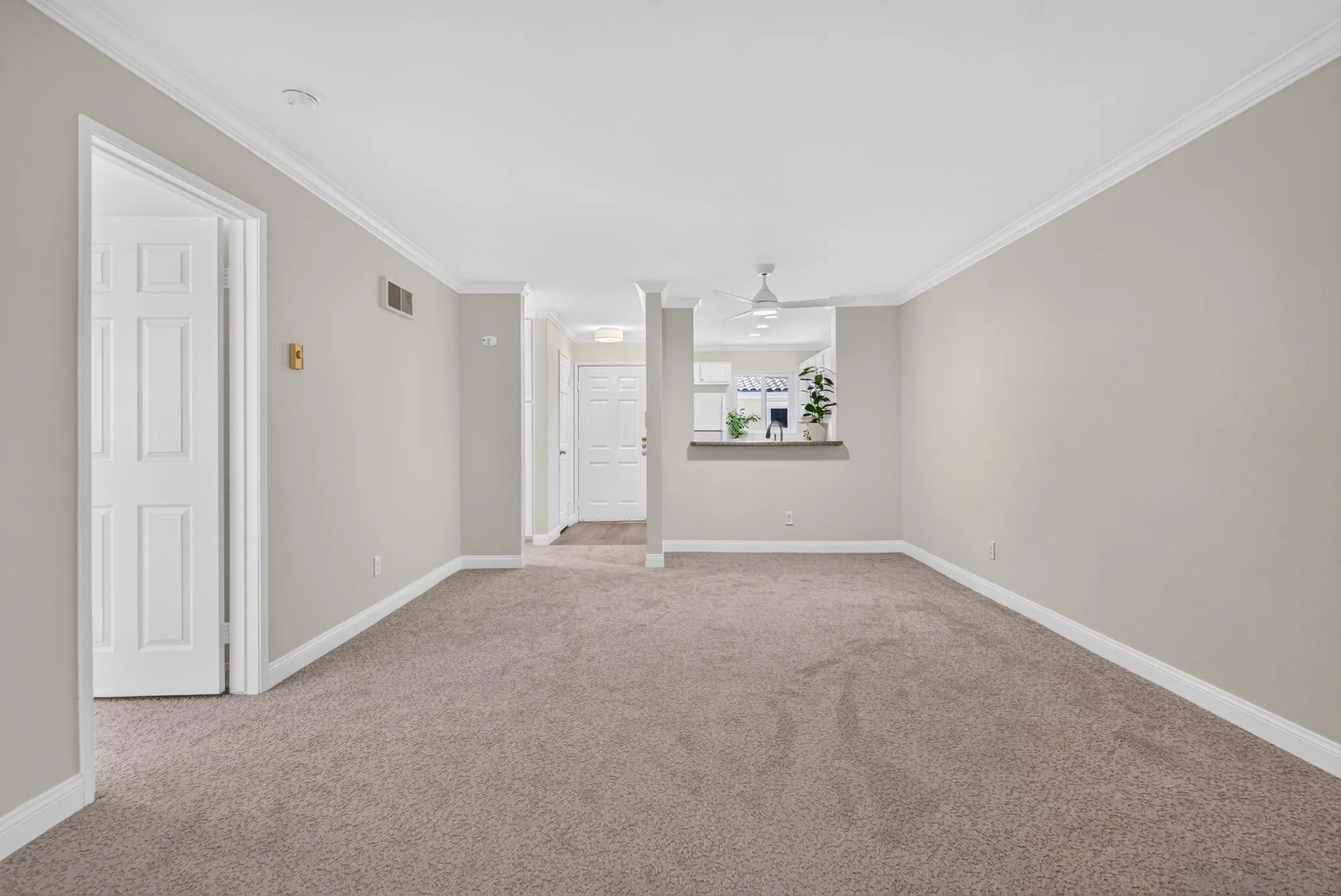 7405 Charmant Dr Unit 1902