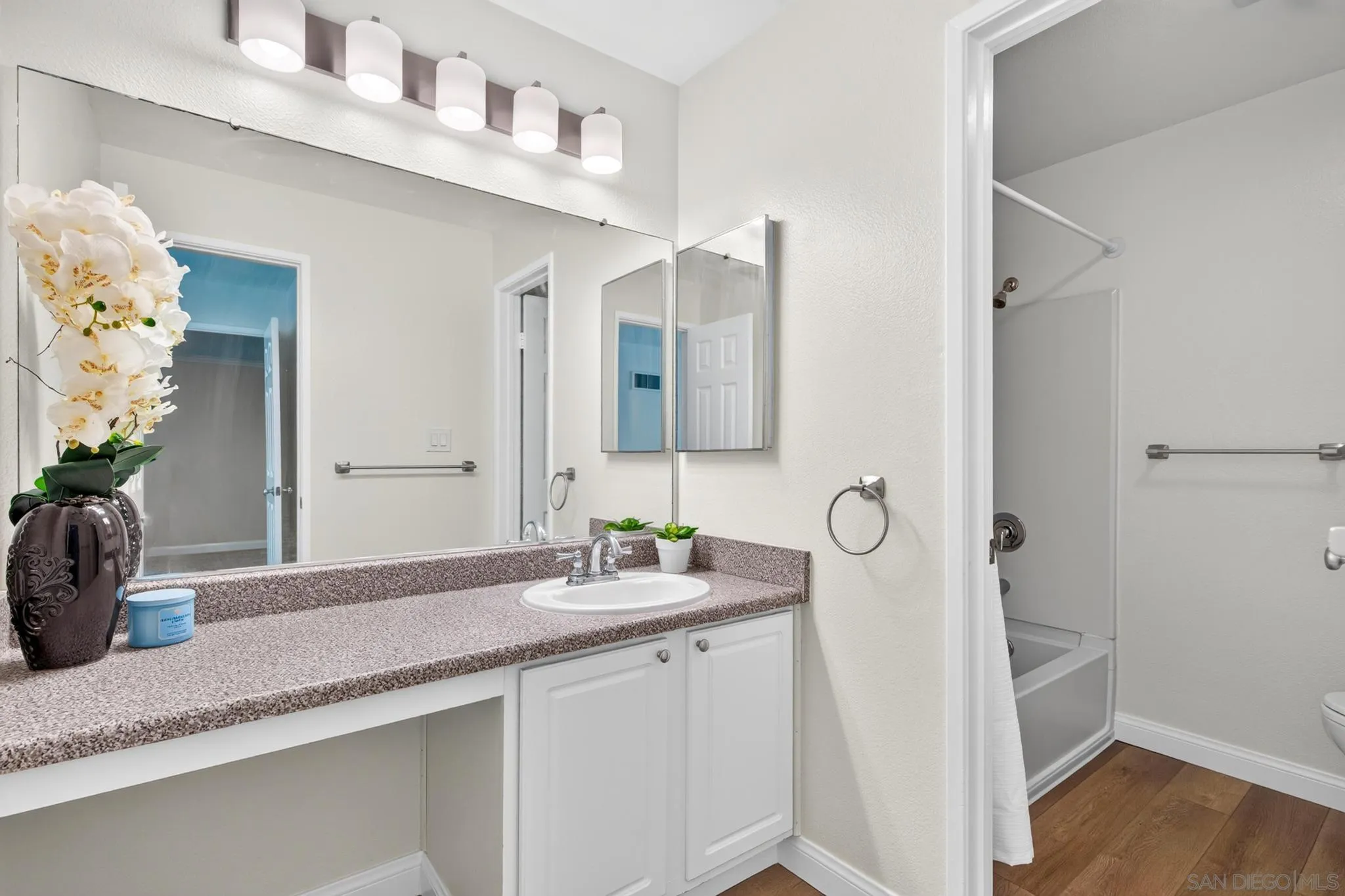 7405 Charmant Dr Unit 1902