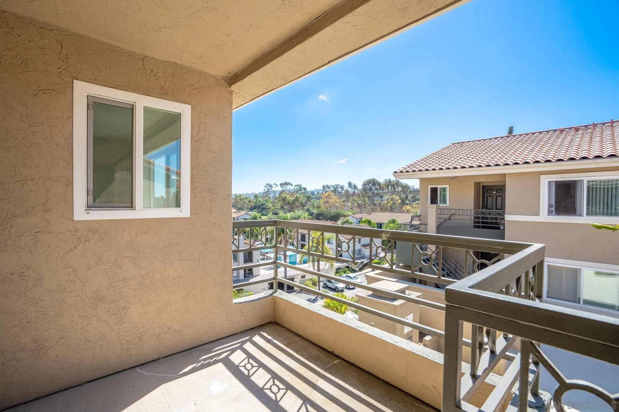 7405 Charmant Dr Unit 1902