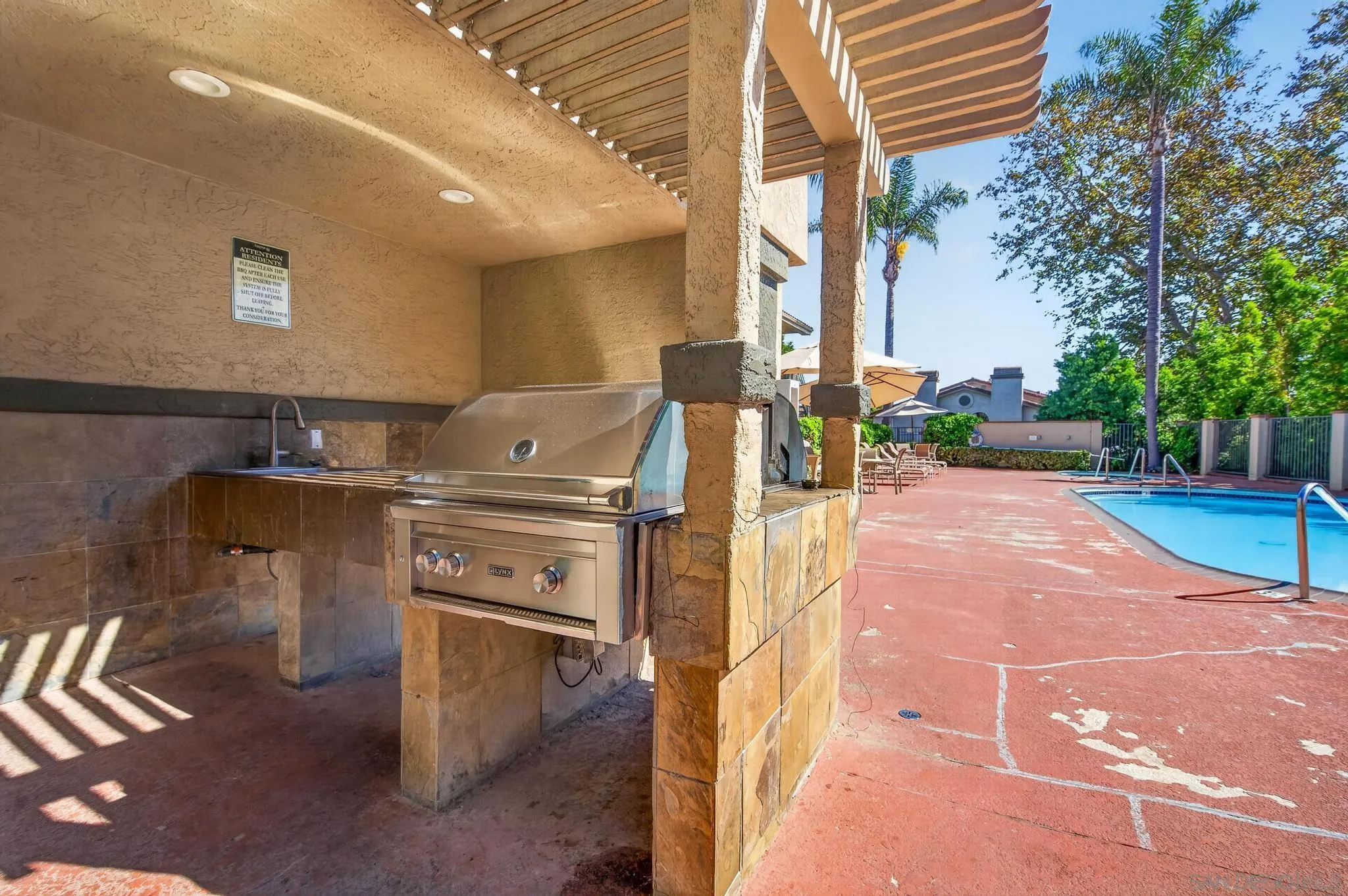 7405 Charmant Dr Unit 1902