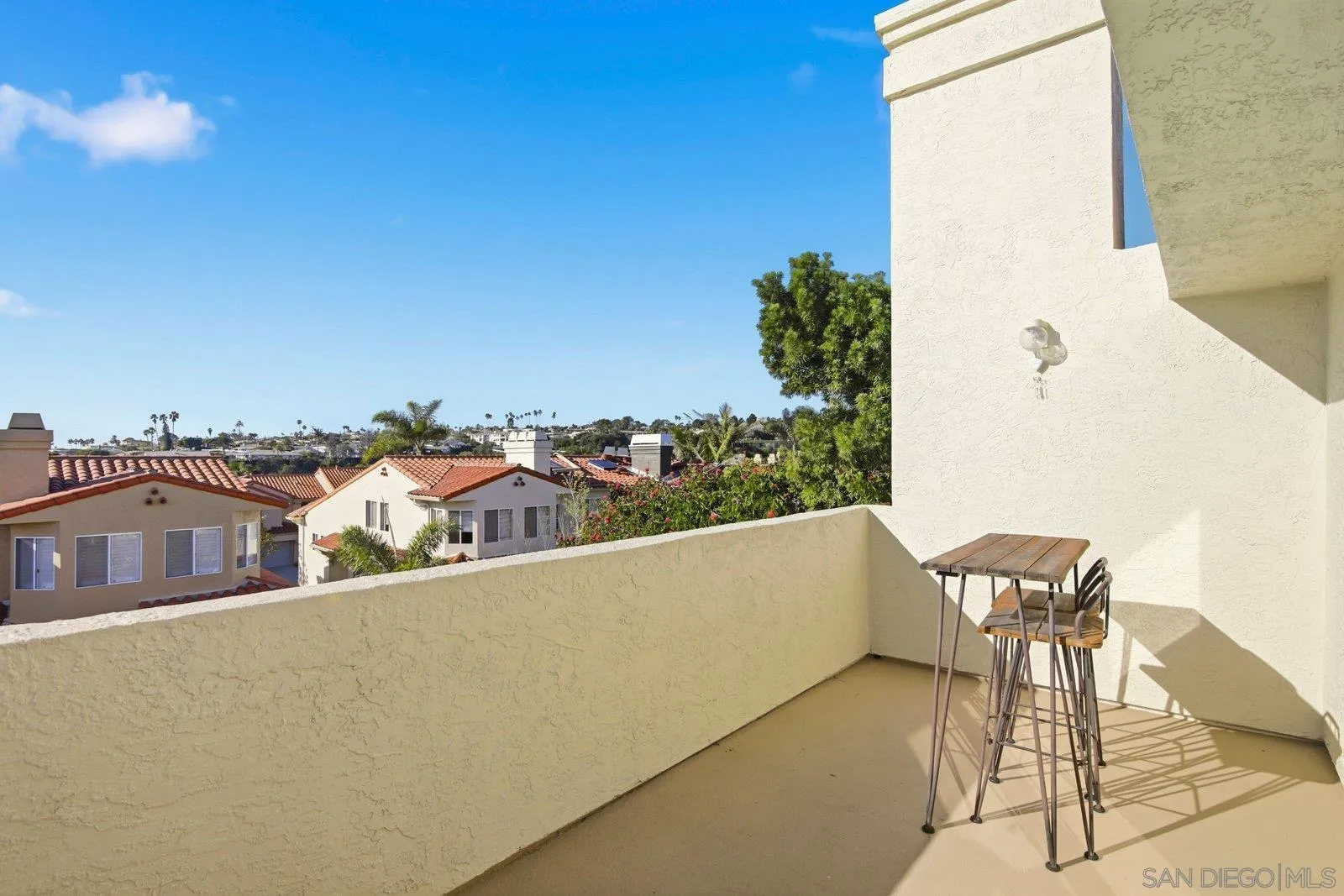 1618 Caminito Solidago