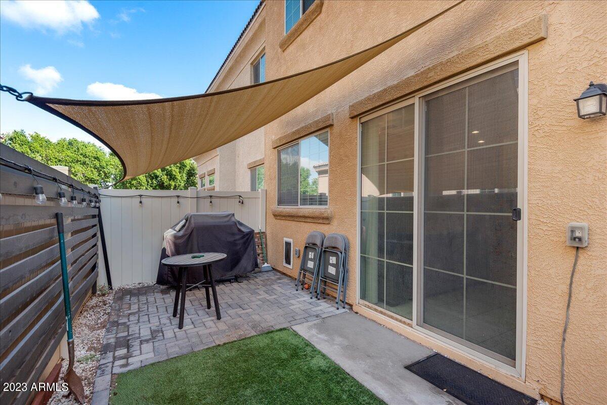 1367 S COUNTRY CLUB Drive, 1089