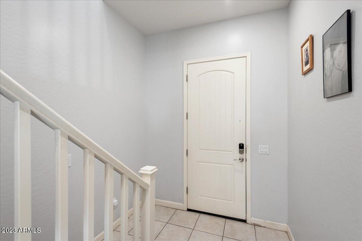 1367 S COUNTRY CLUB Drive, 1089