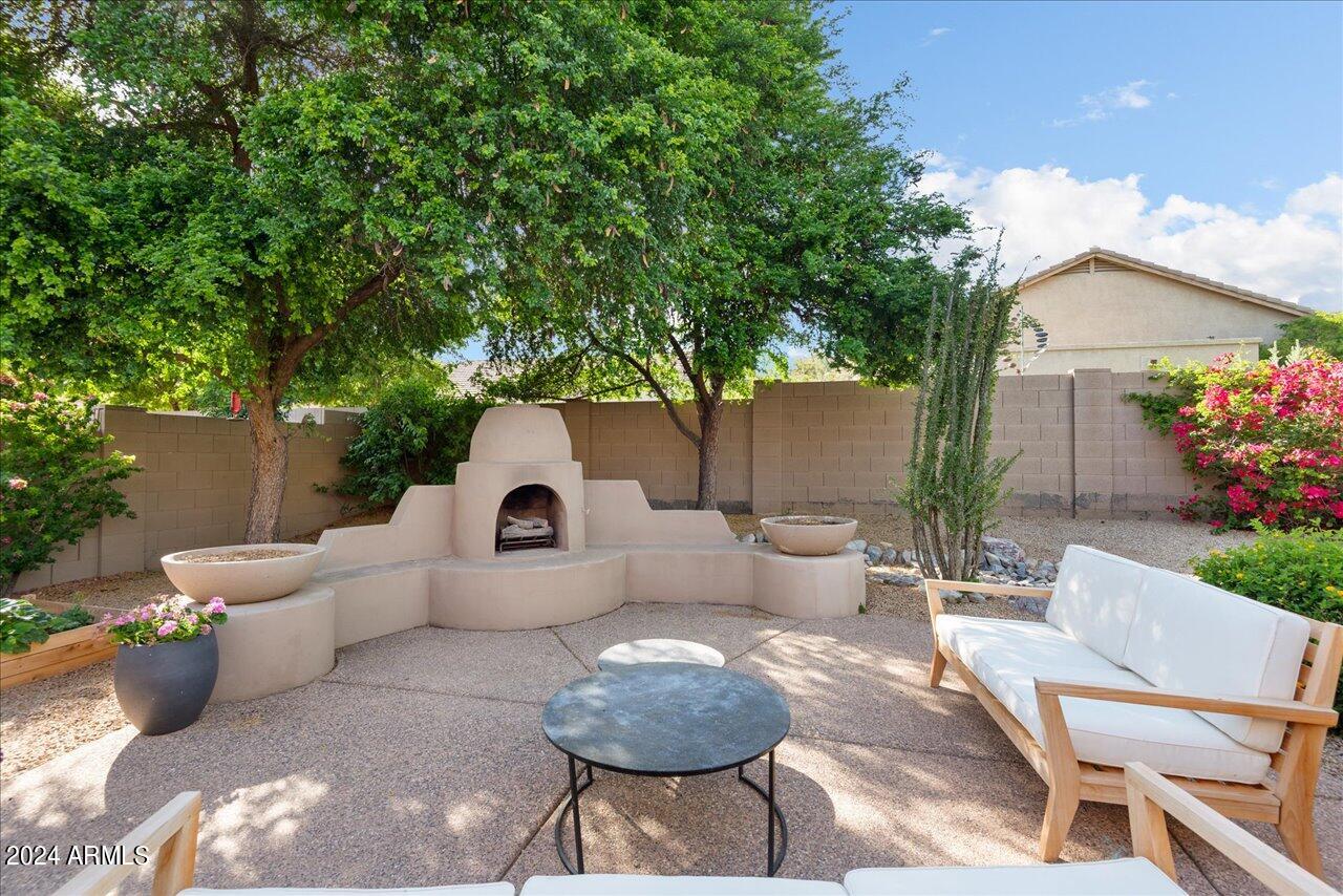 7780 E PHANTOM Way