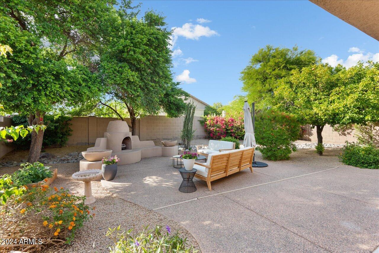 7780 E PHANTOM Way