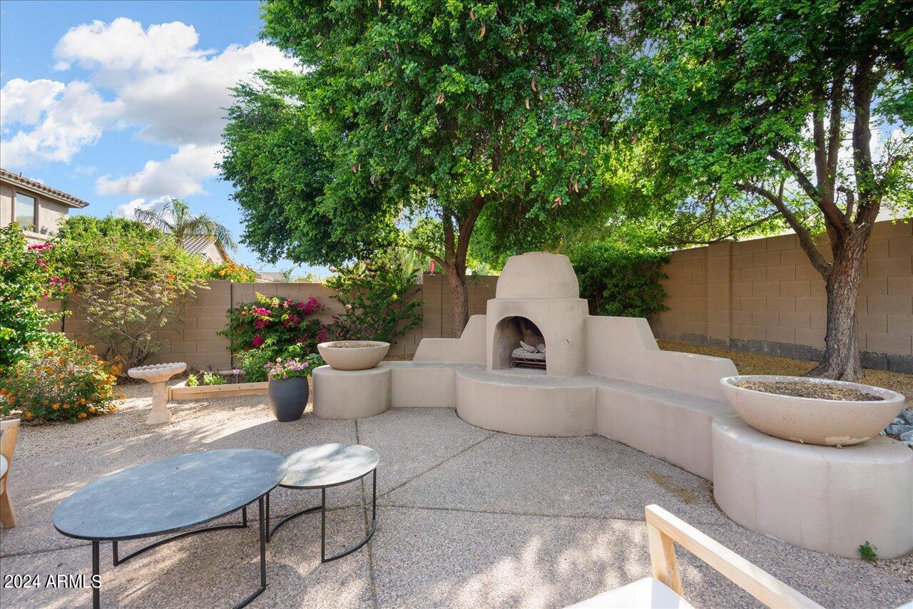 7780 E PHANTOM Way
