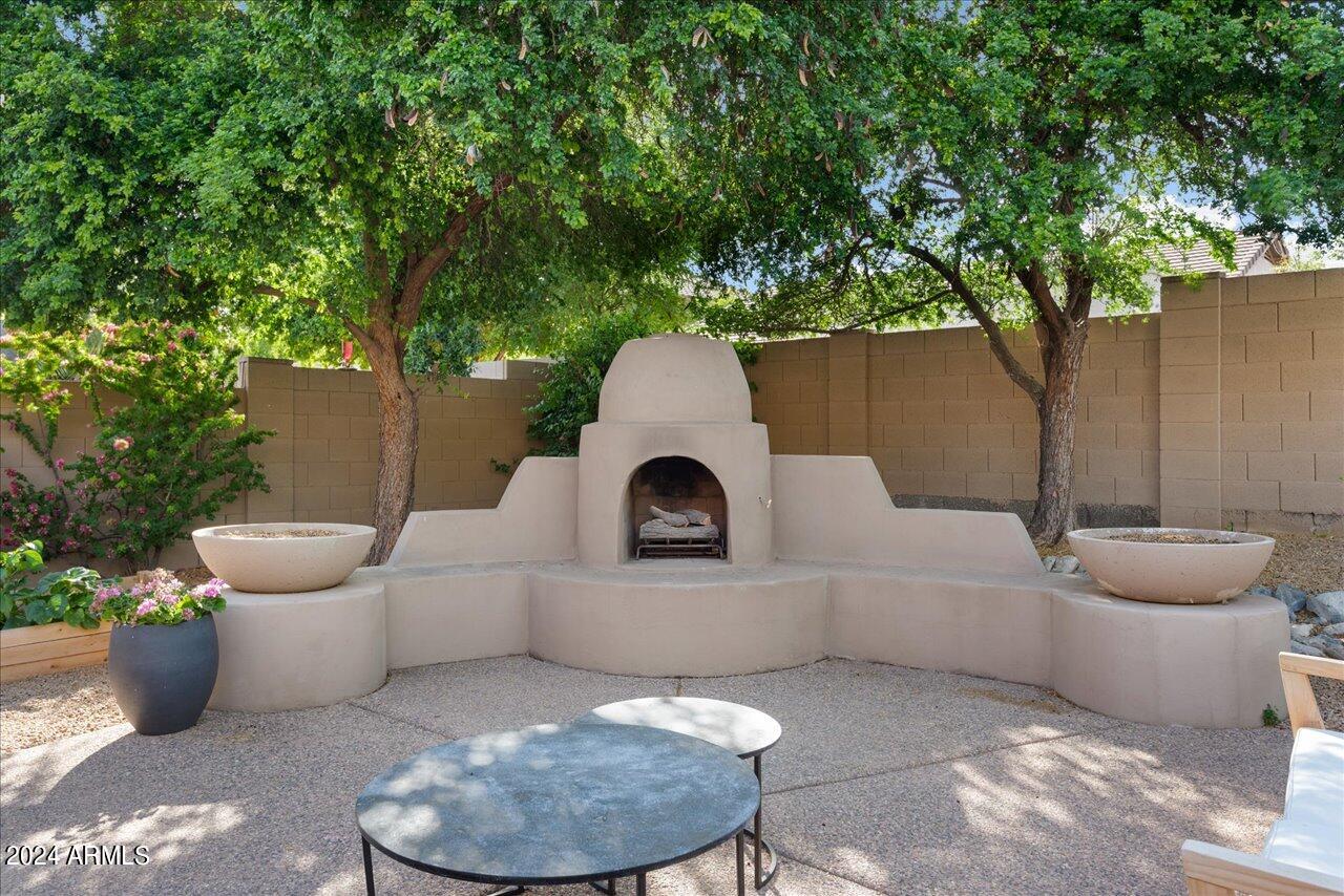 7780 E PHANTOM Way
