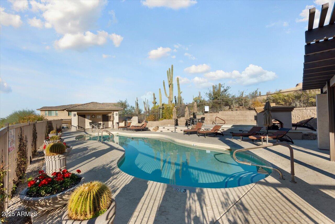 10260 E WHITE FEATHER Lane 2047