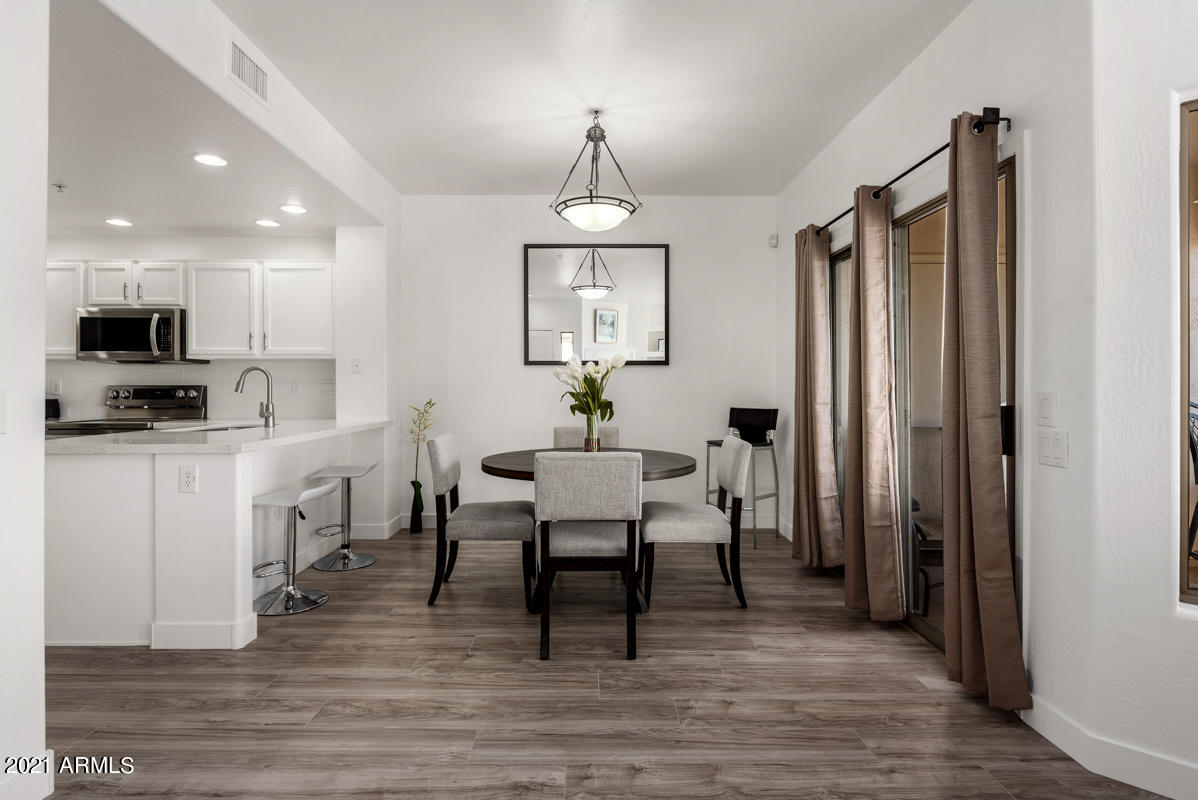 20121 N 76th Street Unit 2003