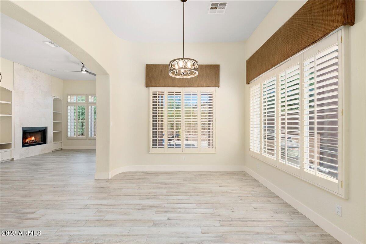 8432 E DIAMOND RIM Drive