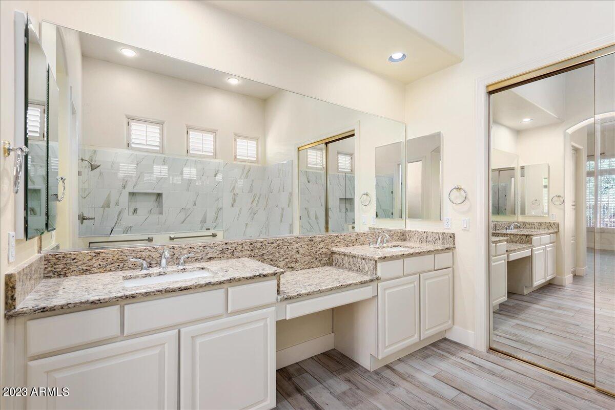 8432 E DIAMOND RIM Drive