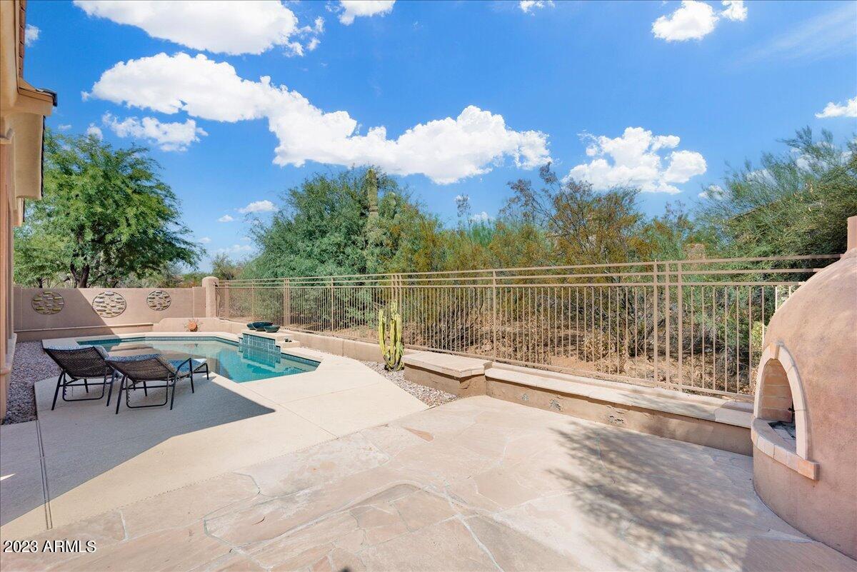 8432 E DIAMOND RIM Drive
