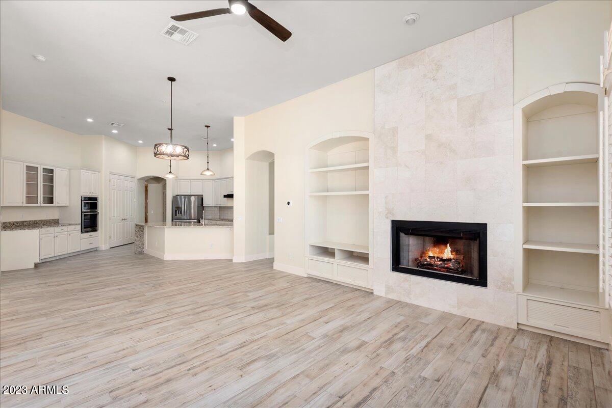 8432 E DIAMOND RIM Drive
