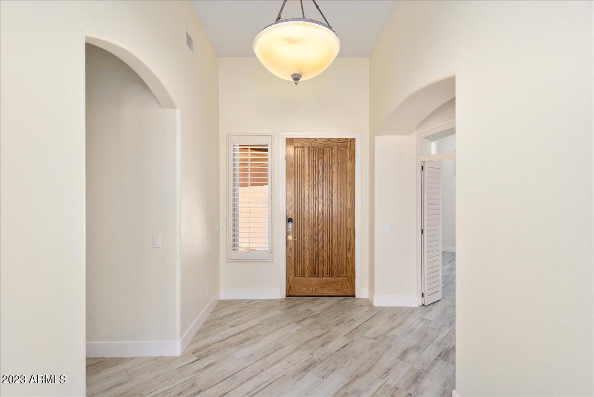 8432 E DIAMOND RIM Drive