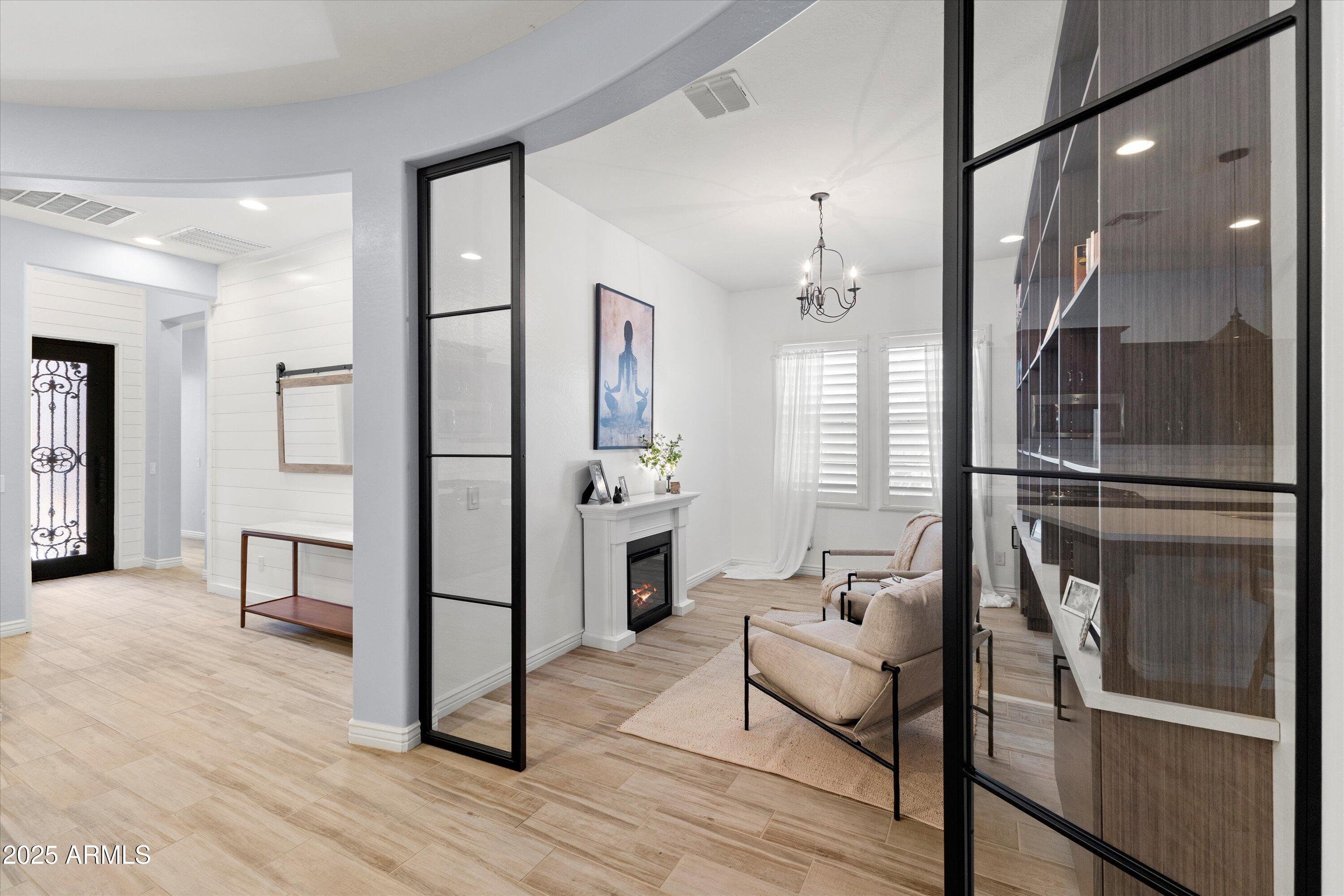 4622 E CASITAS DEL RIO Drive