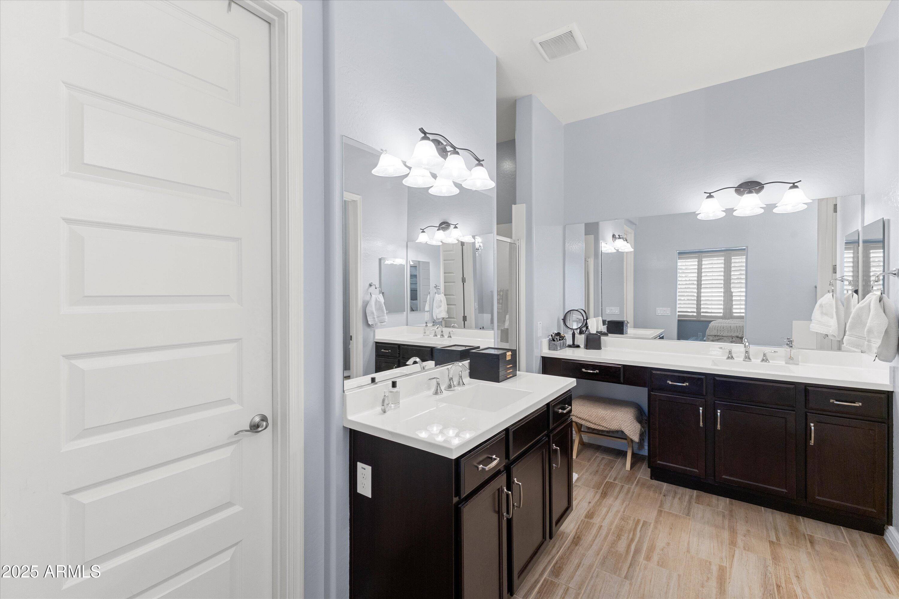 4622 E CASITAS DEL RIO Drive