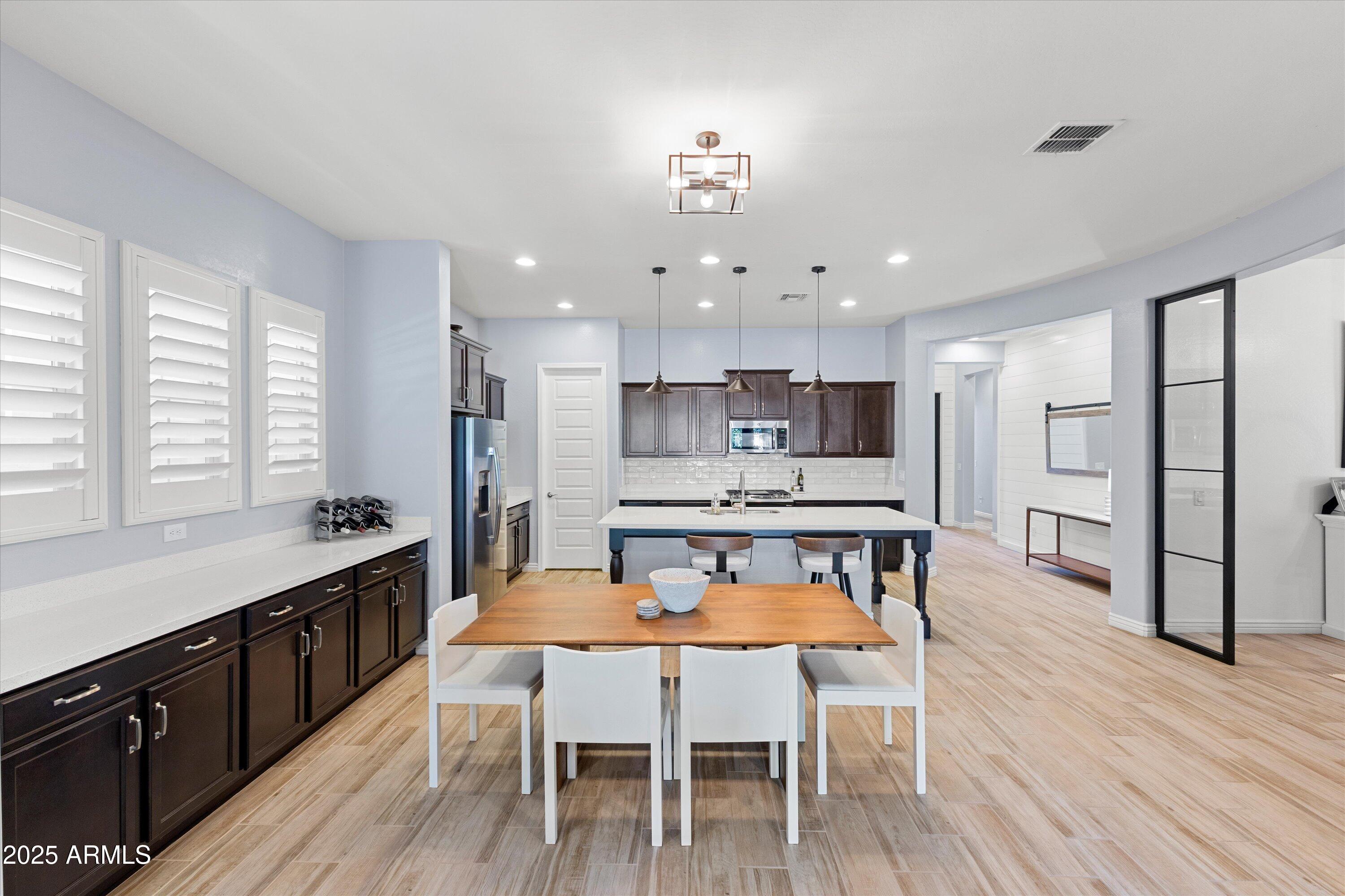 4622 E CASITAS DEL RIO Drive