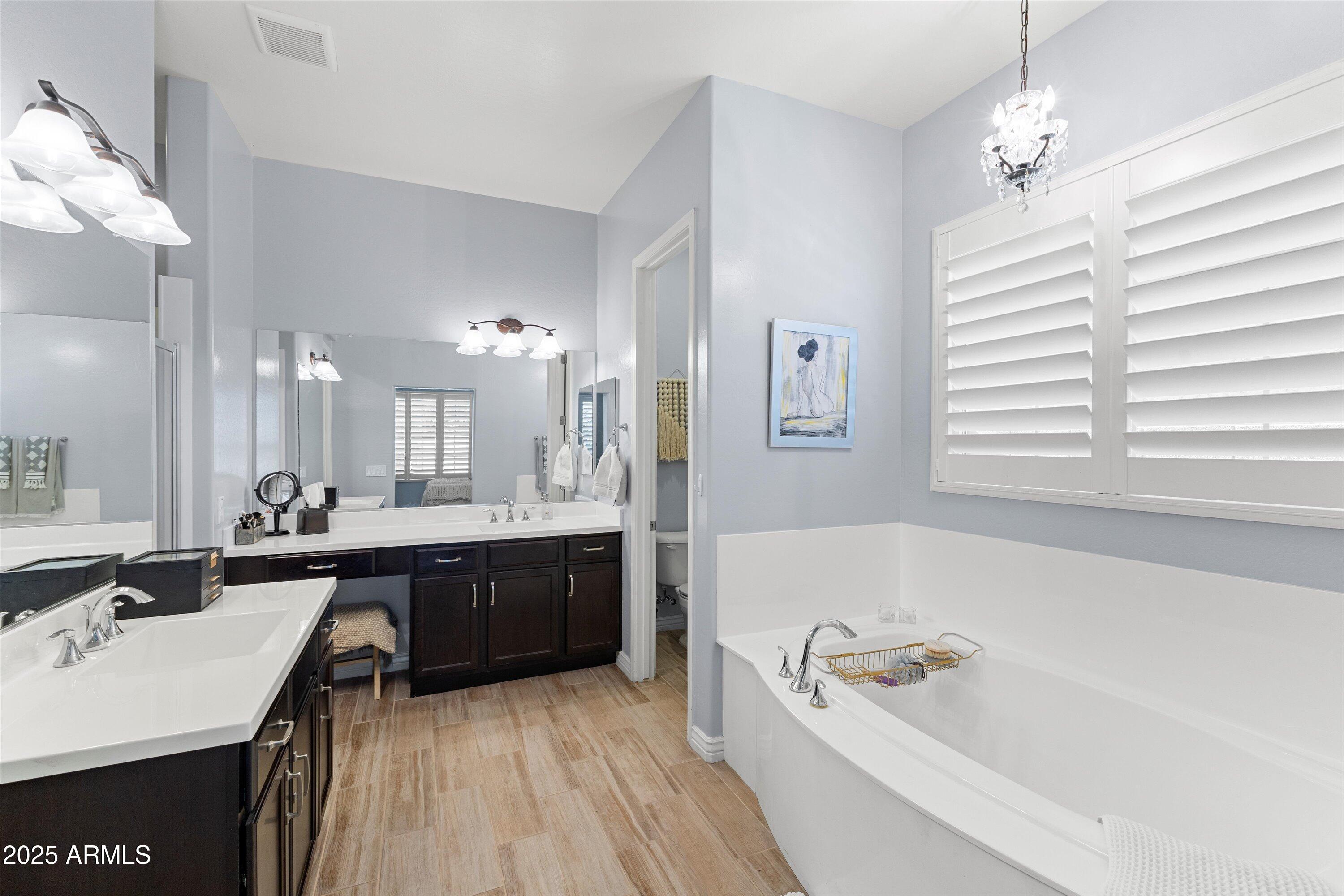 4622 E CASITAS DEL RIO Drive