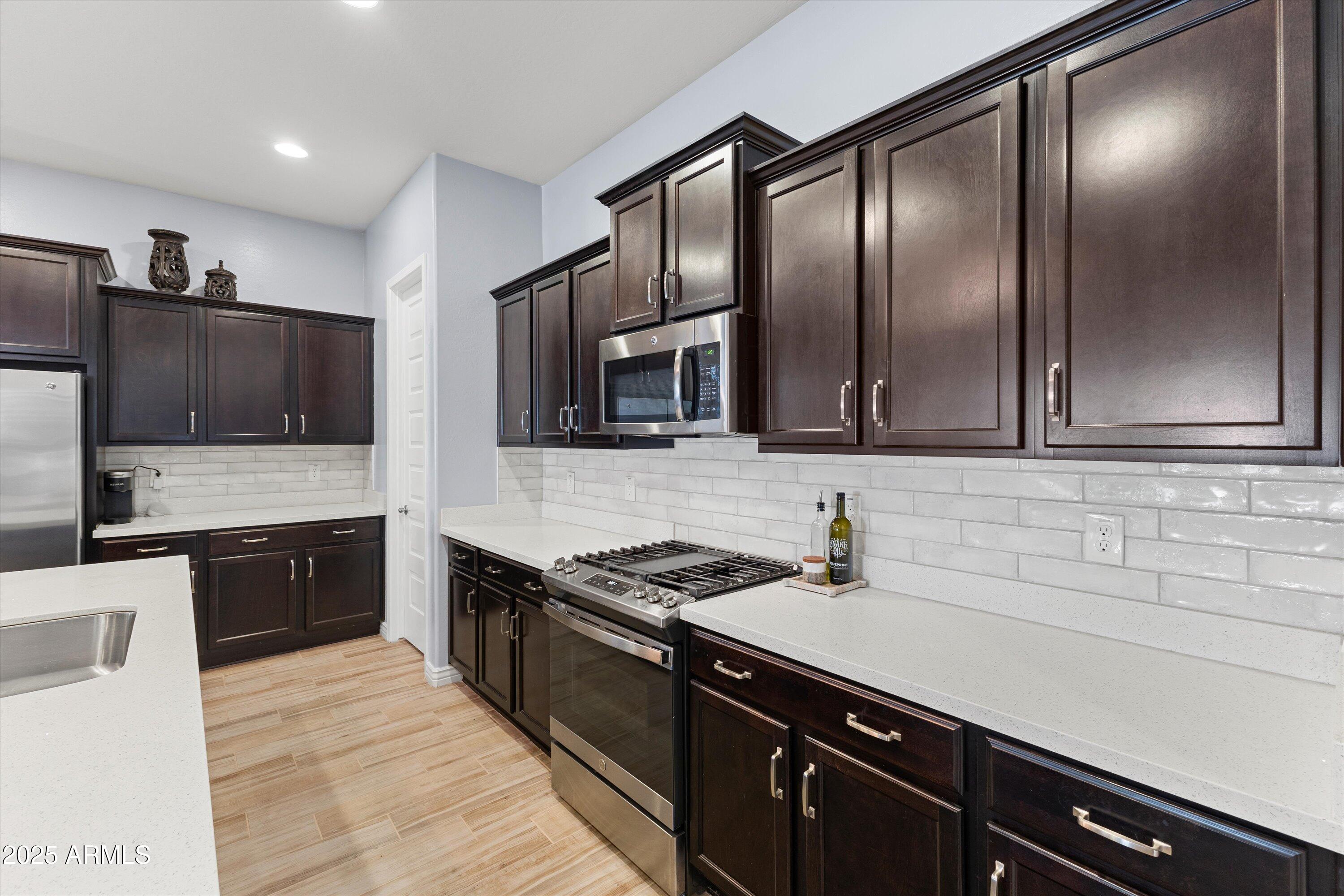 4622 E CASITAS DEL RIO Drive