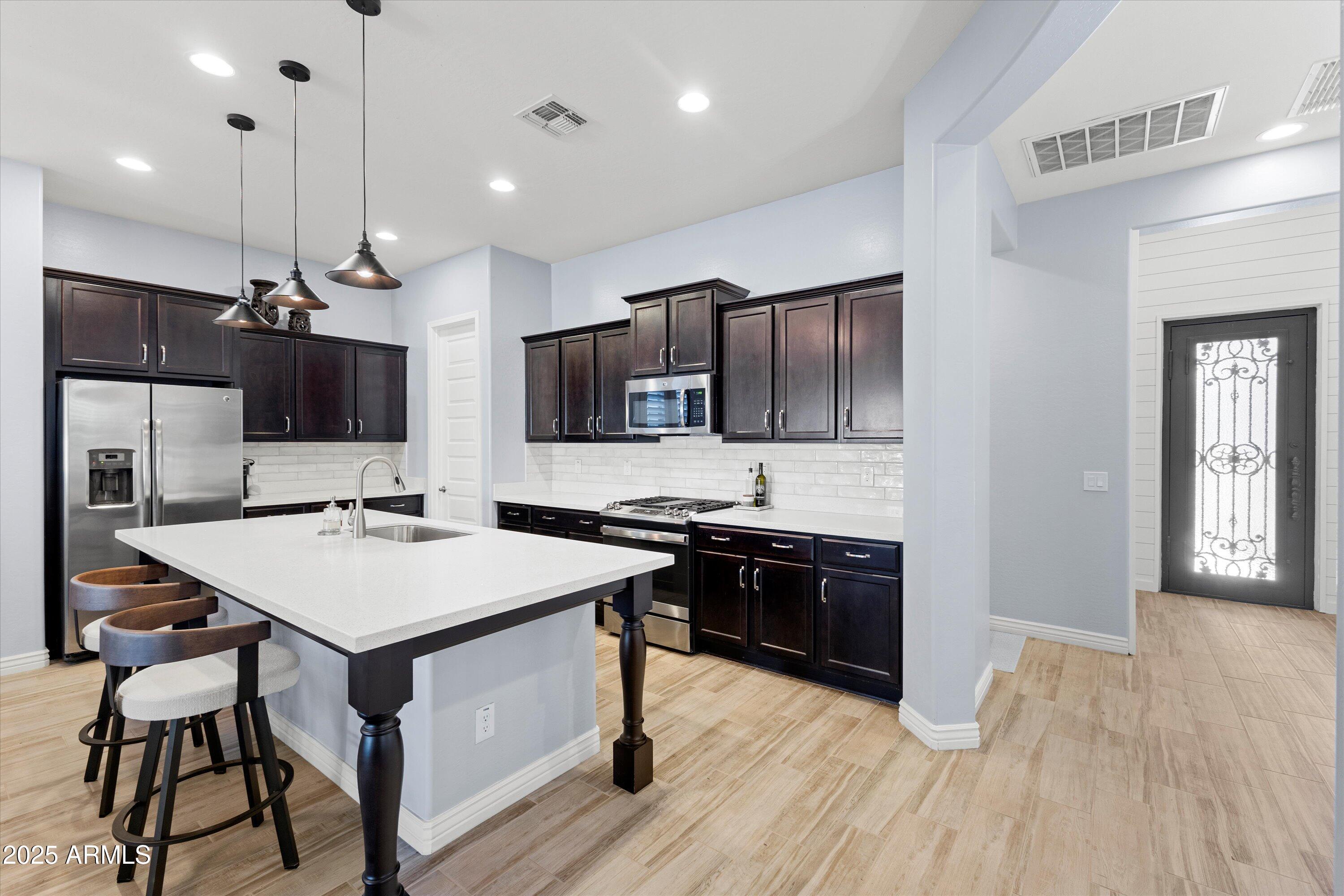 4622 E CASITAS DEL RIO Drive