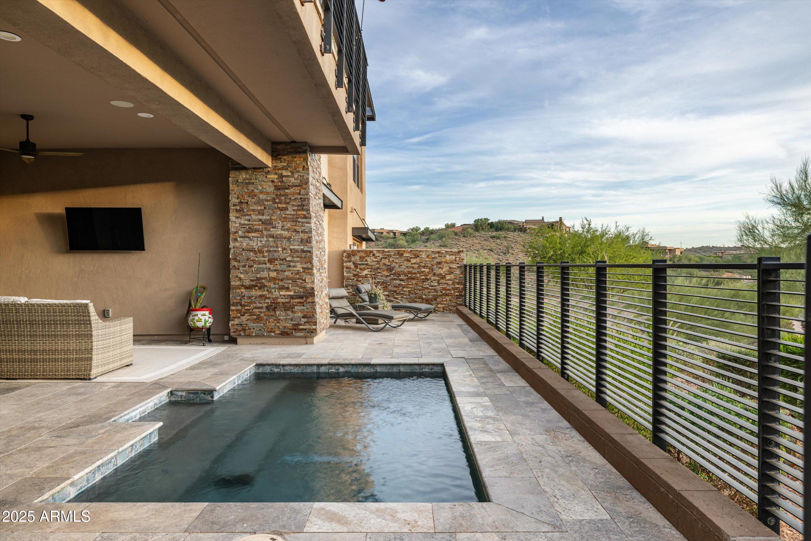 15941 E RIDGESTONE Drive