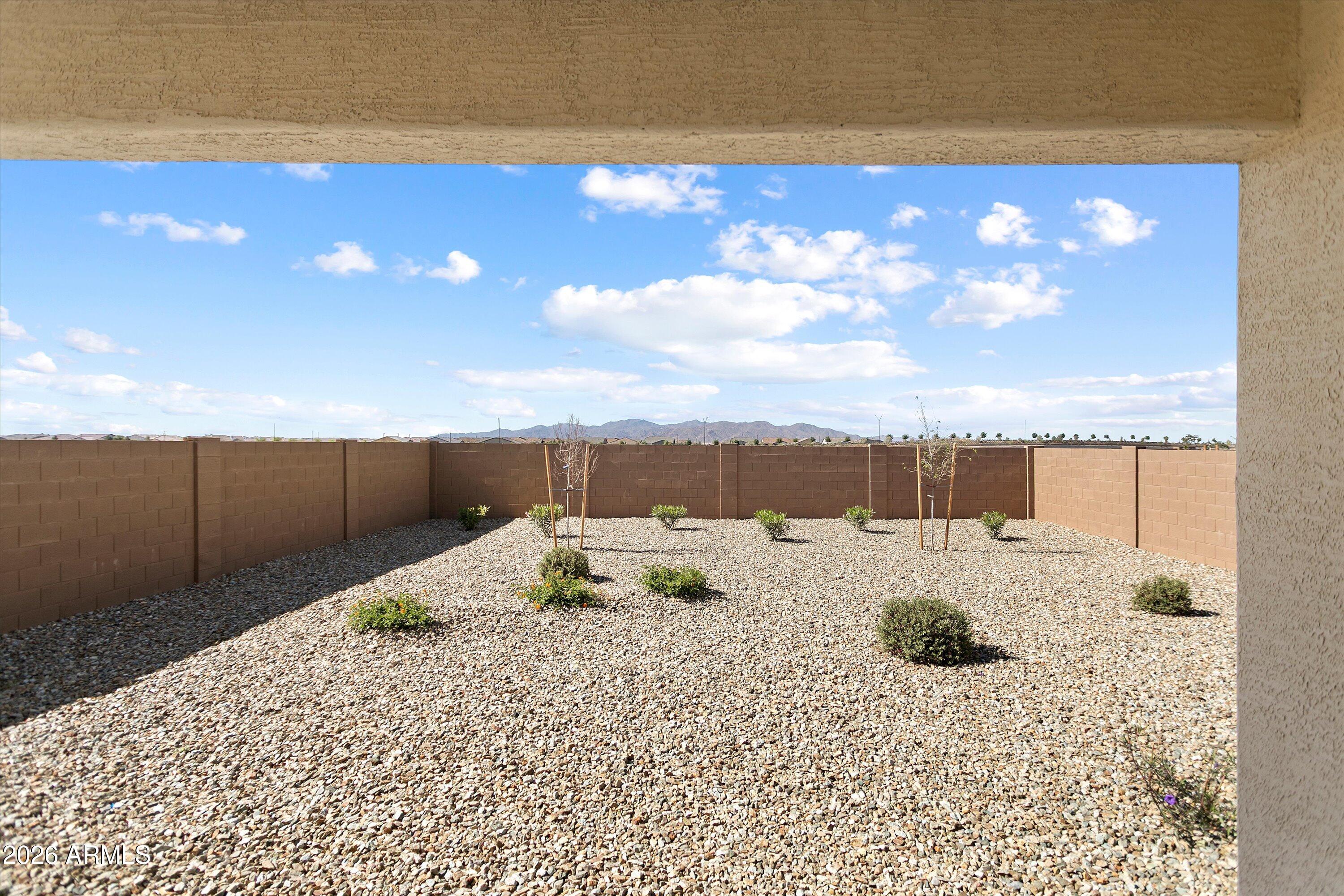 17337 W Smoketree Drive