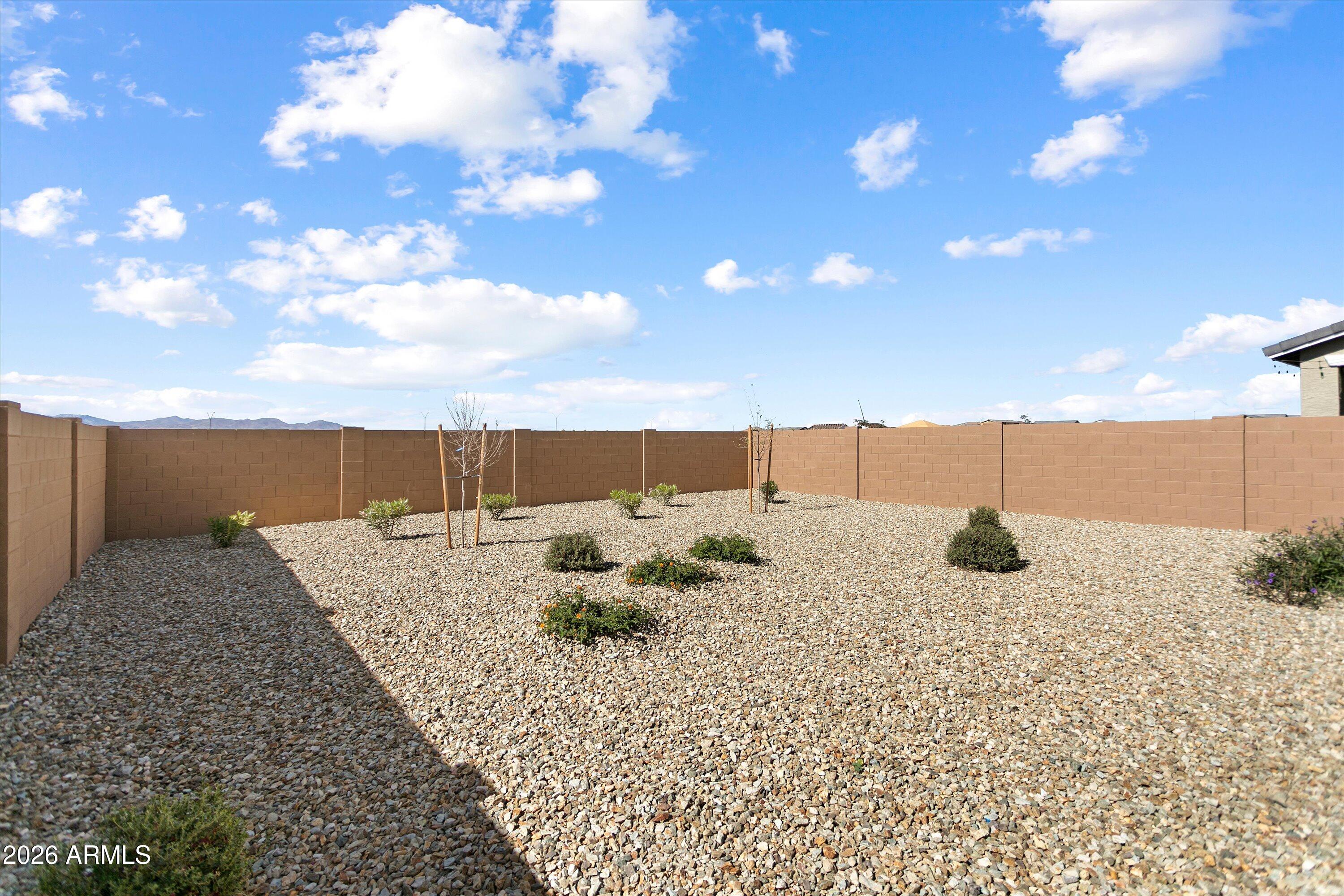 17337 W Smoketree Drive
