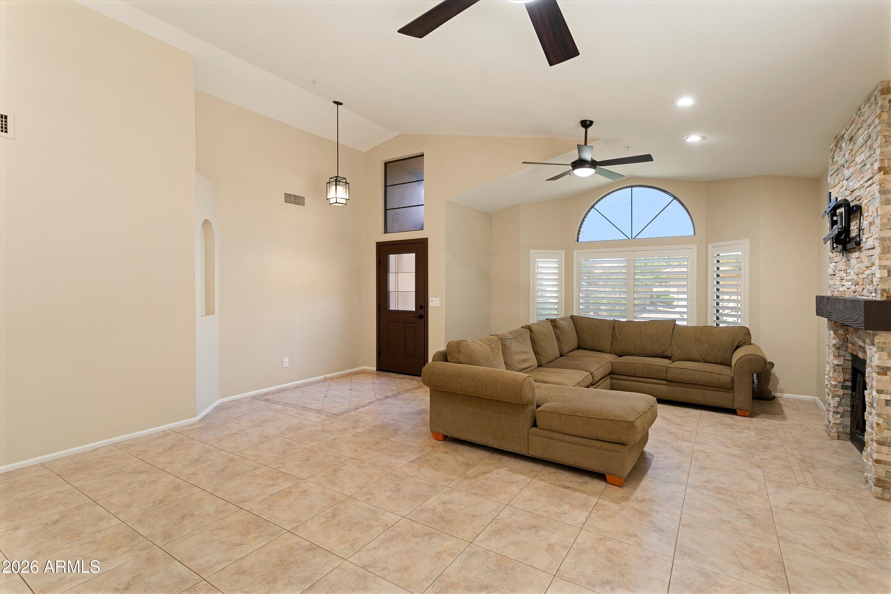 12819 N 95TH Place