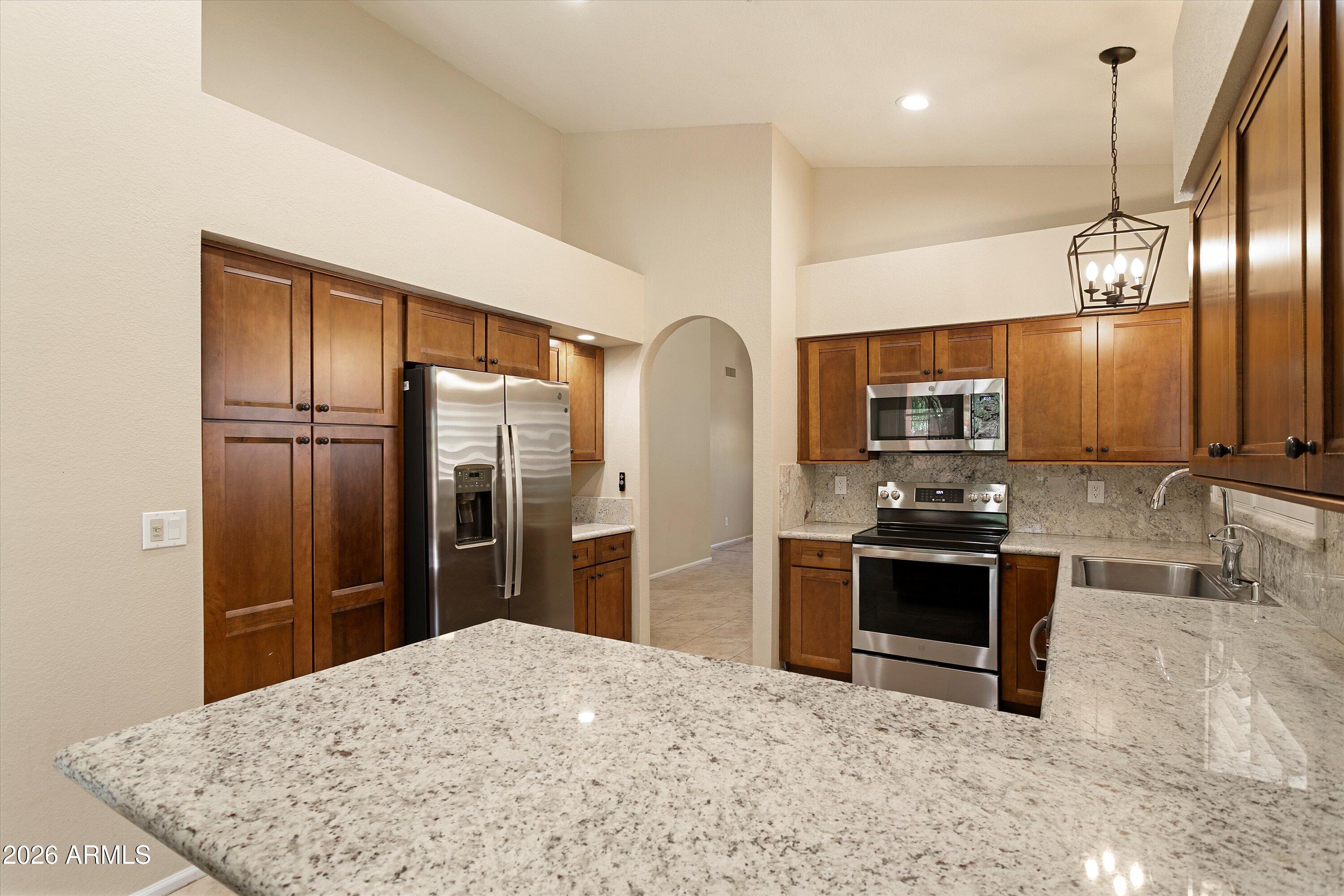 12819 N 95TH Place