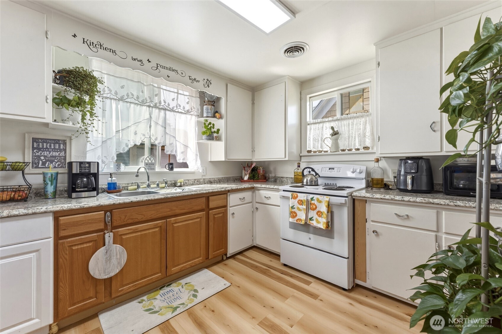 120 SE 11th Avenue