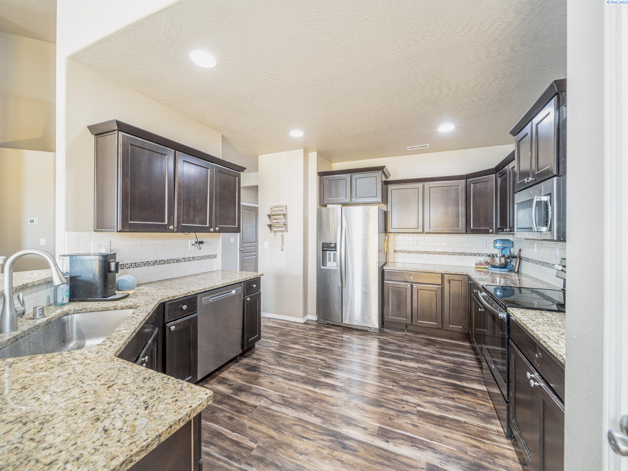4268 Hedman Ct