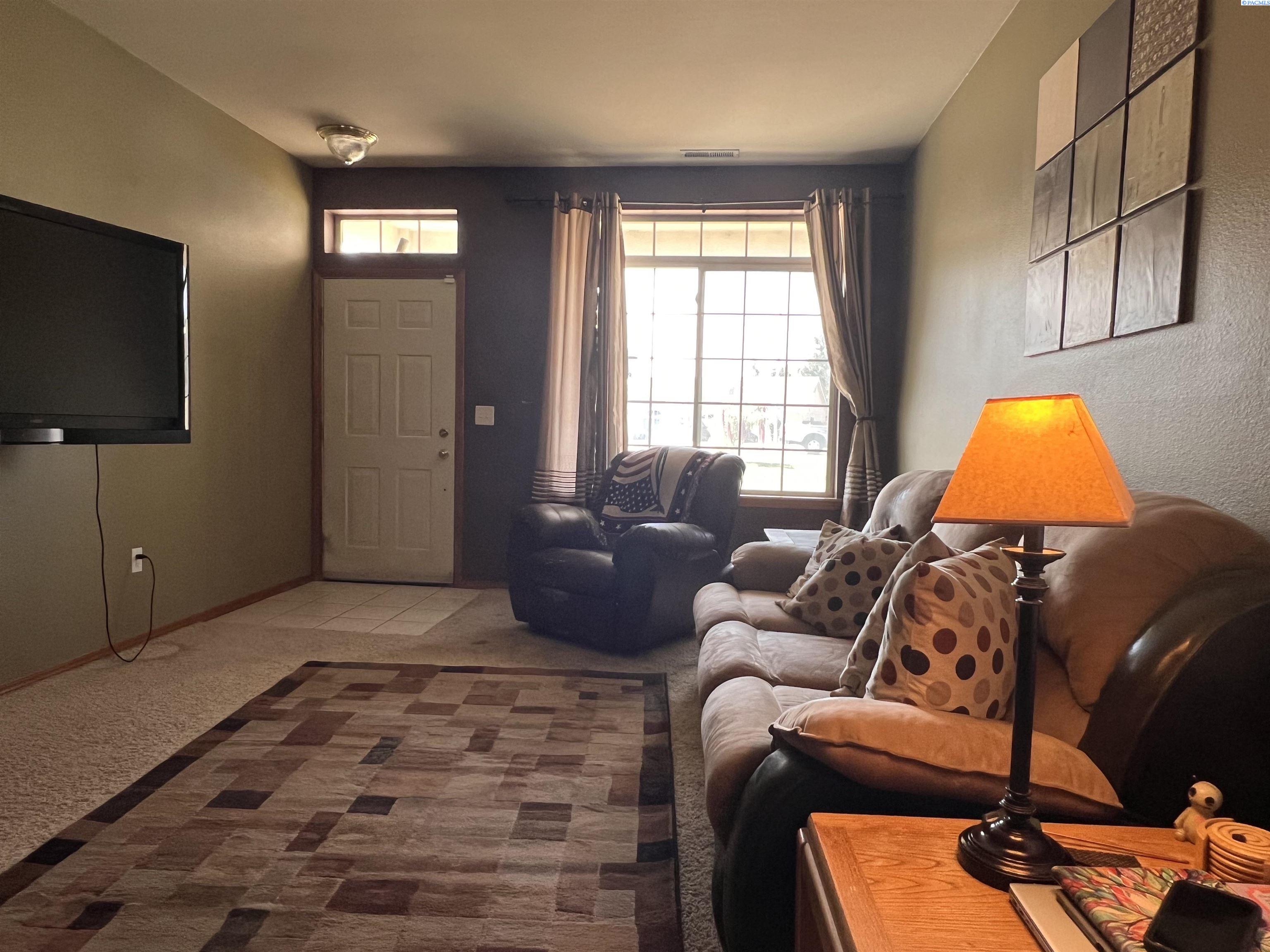 708 N Nevada Ct