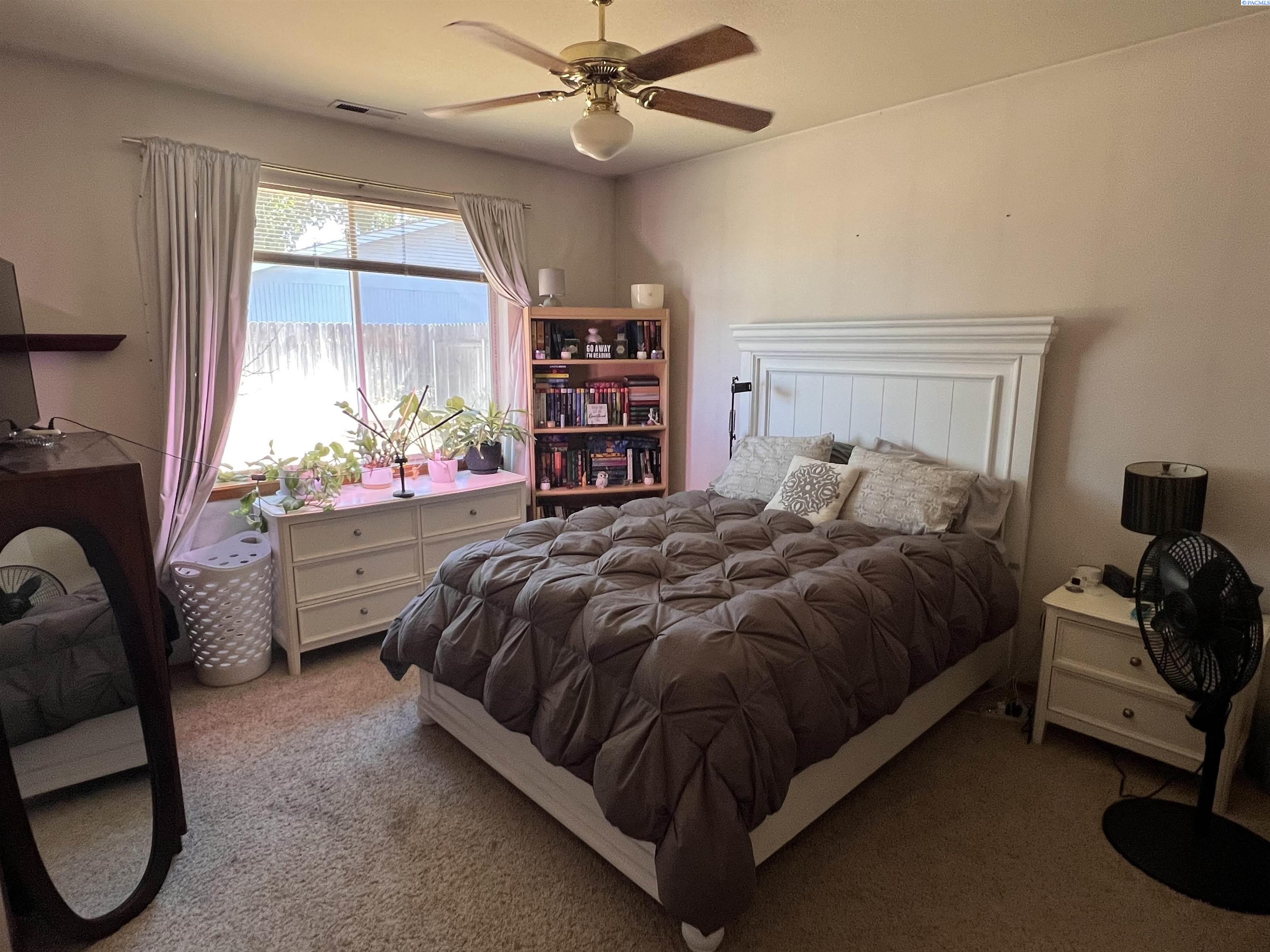 708 N Nevada Ct