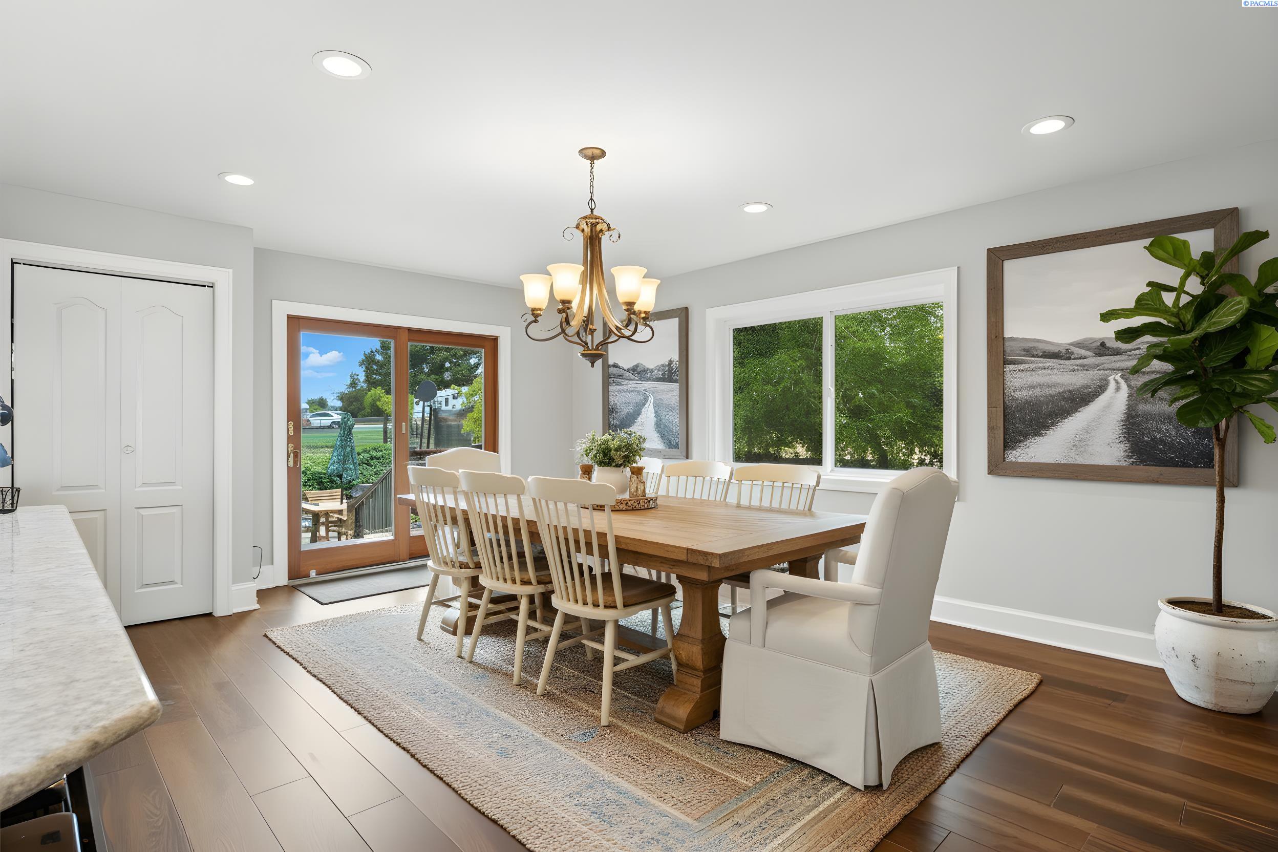 371 Hill Rd
