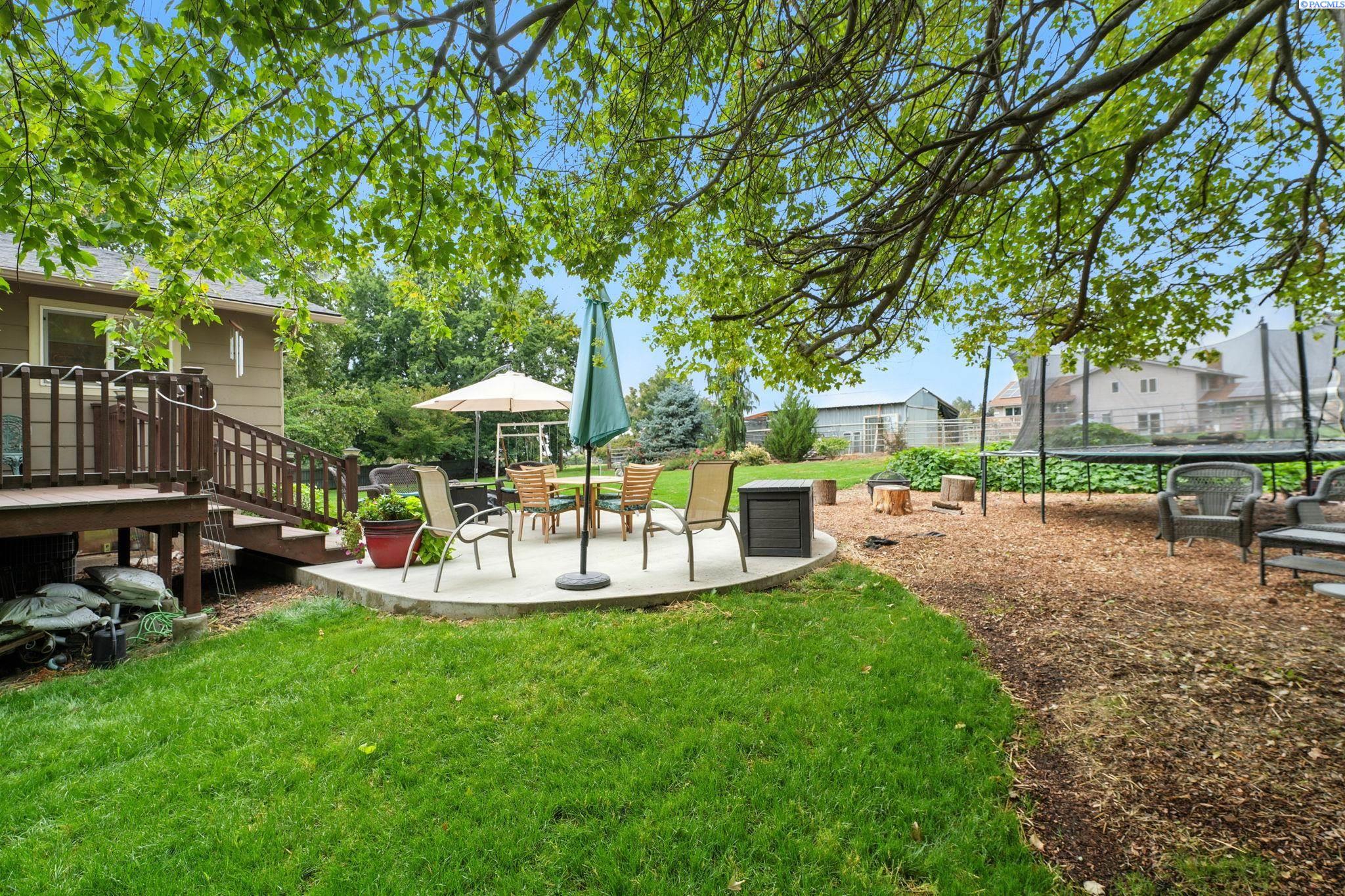 371 Hill Rd