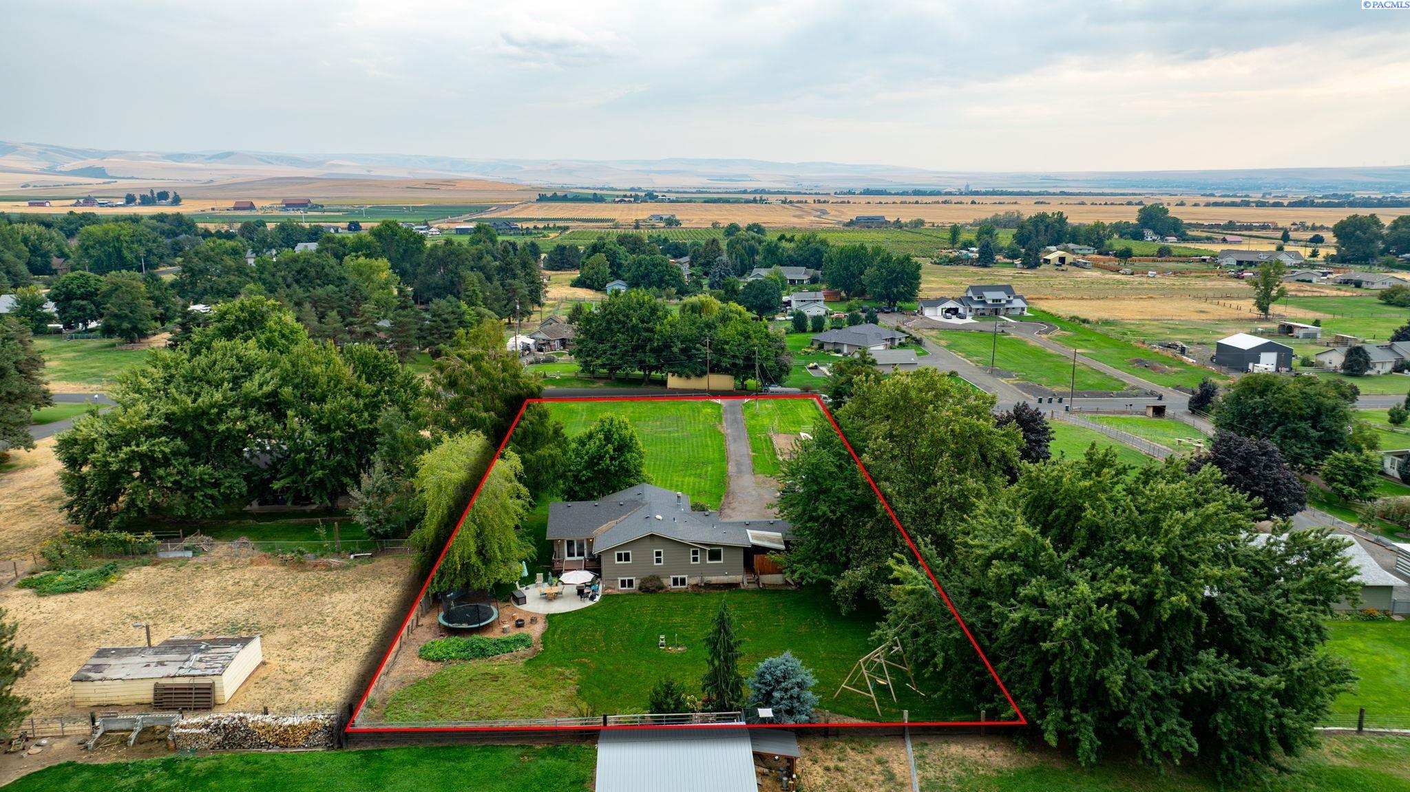 371 Hill Rd