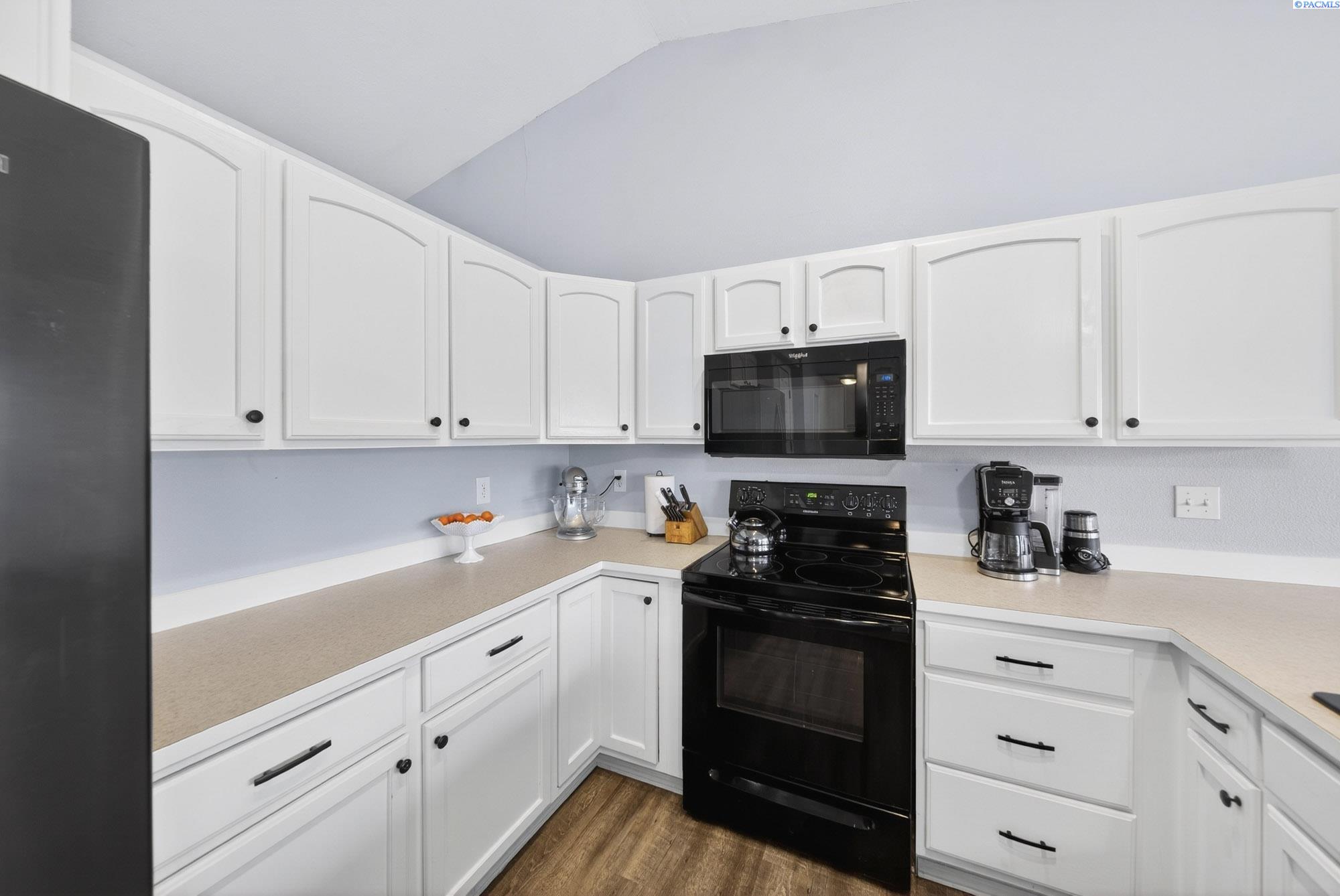 8117 Kootenay Ct