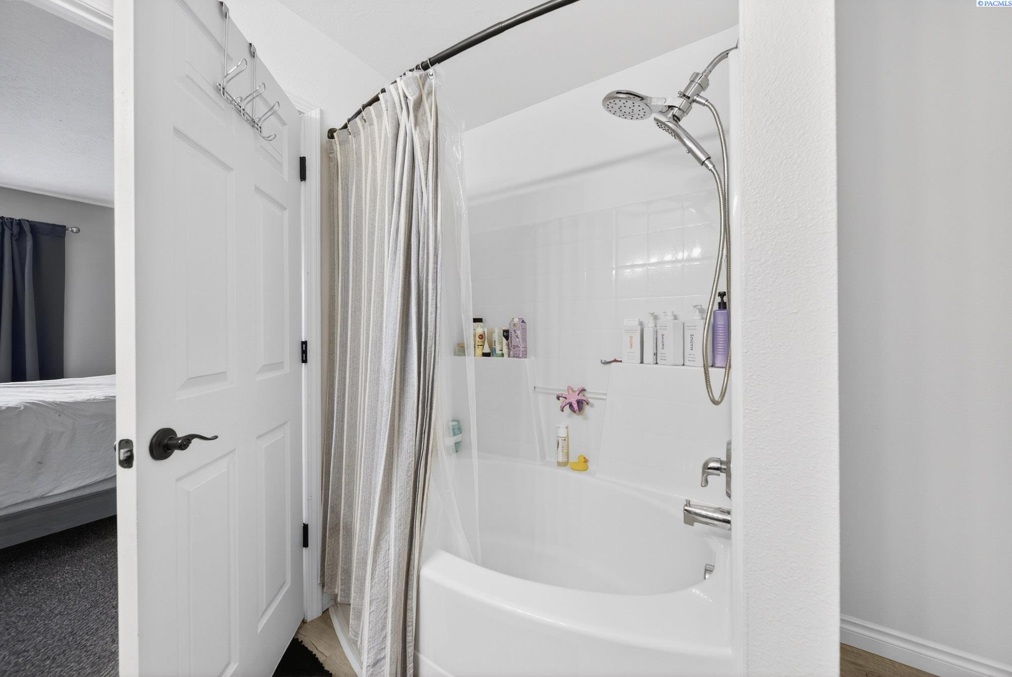 8117 Kootenay Ct