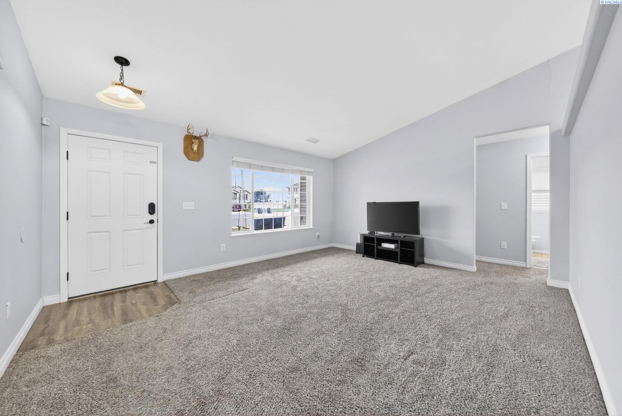 8117 Kootenay Ct
