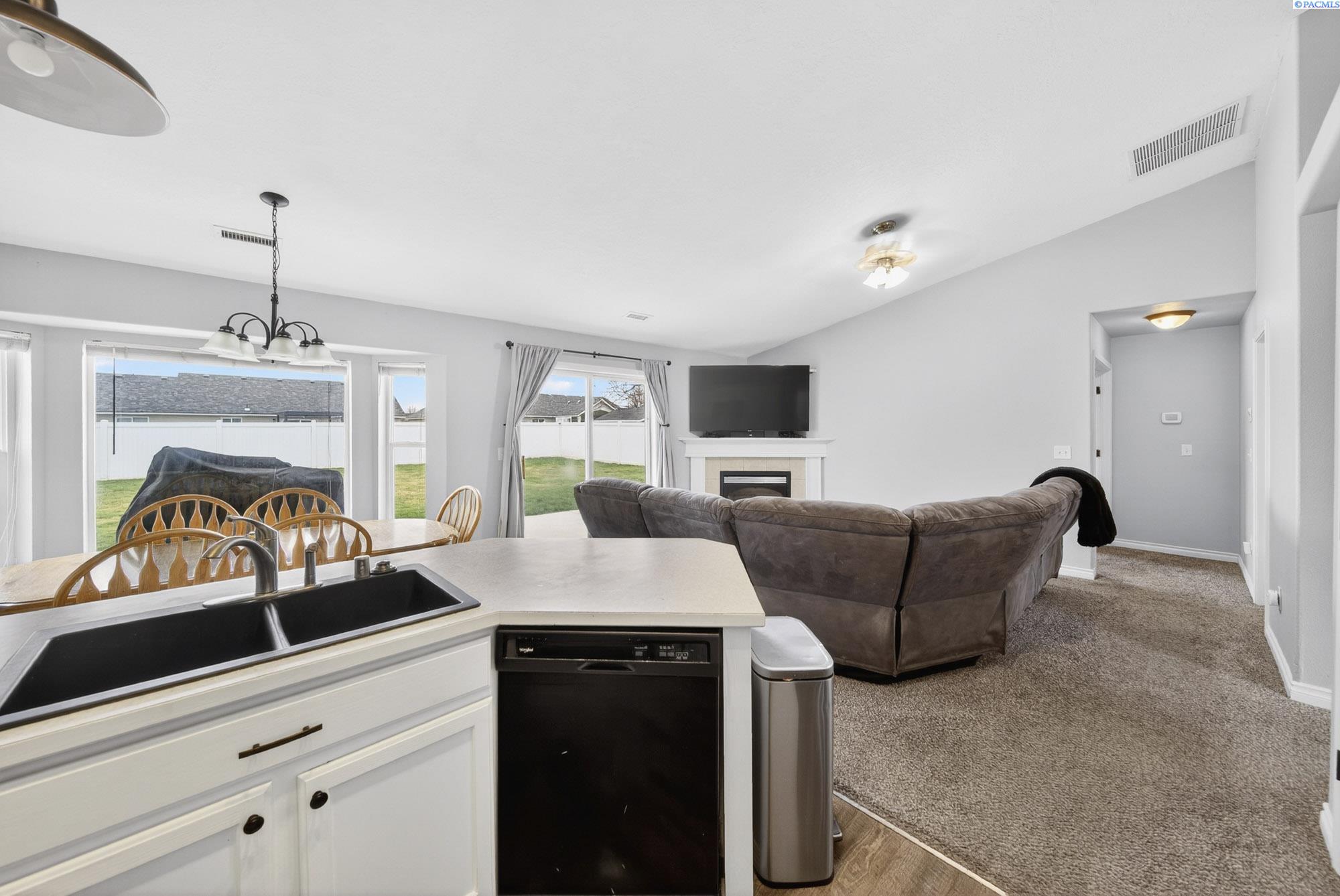 8117 Kootenay Ct