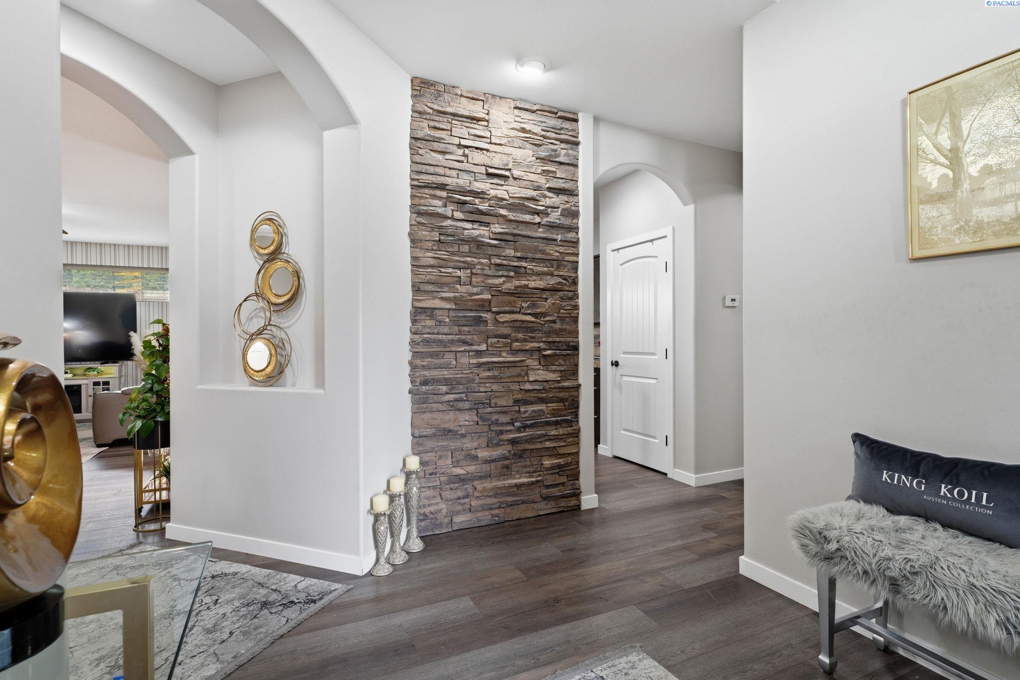 497 Charbonnueau Dr